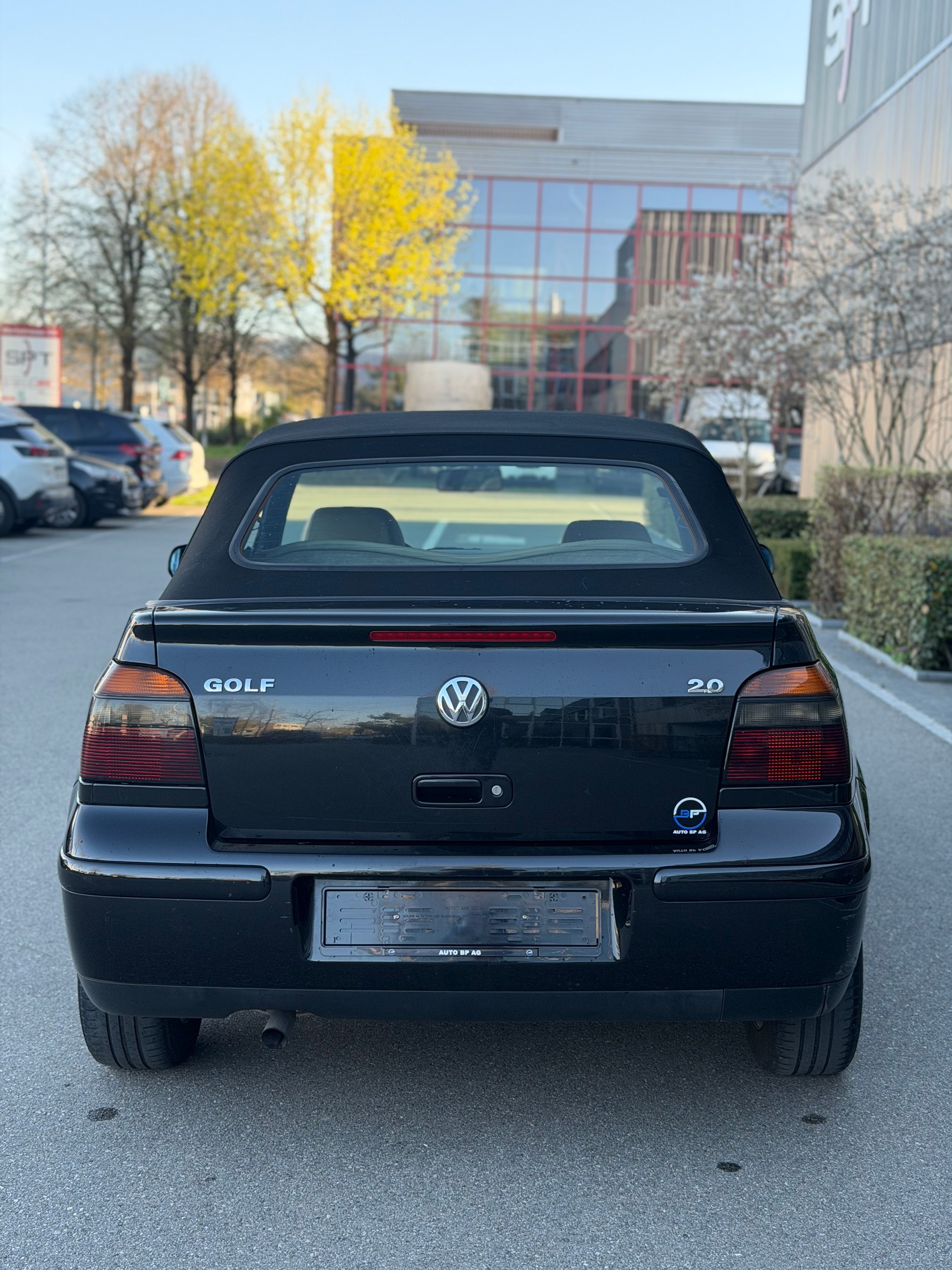 VW Golf Cabriolet 2000 Highline-image-9