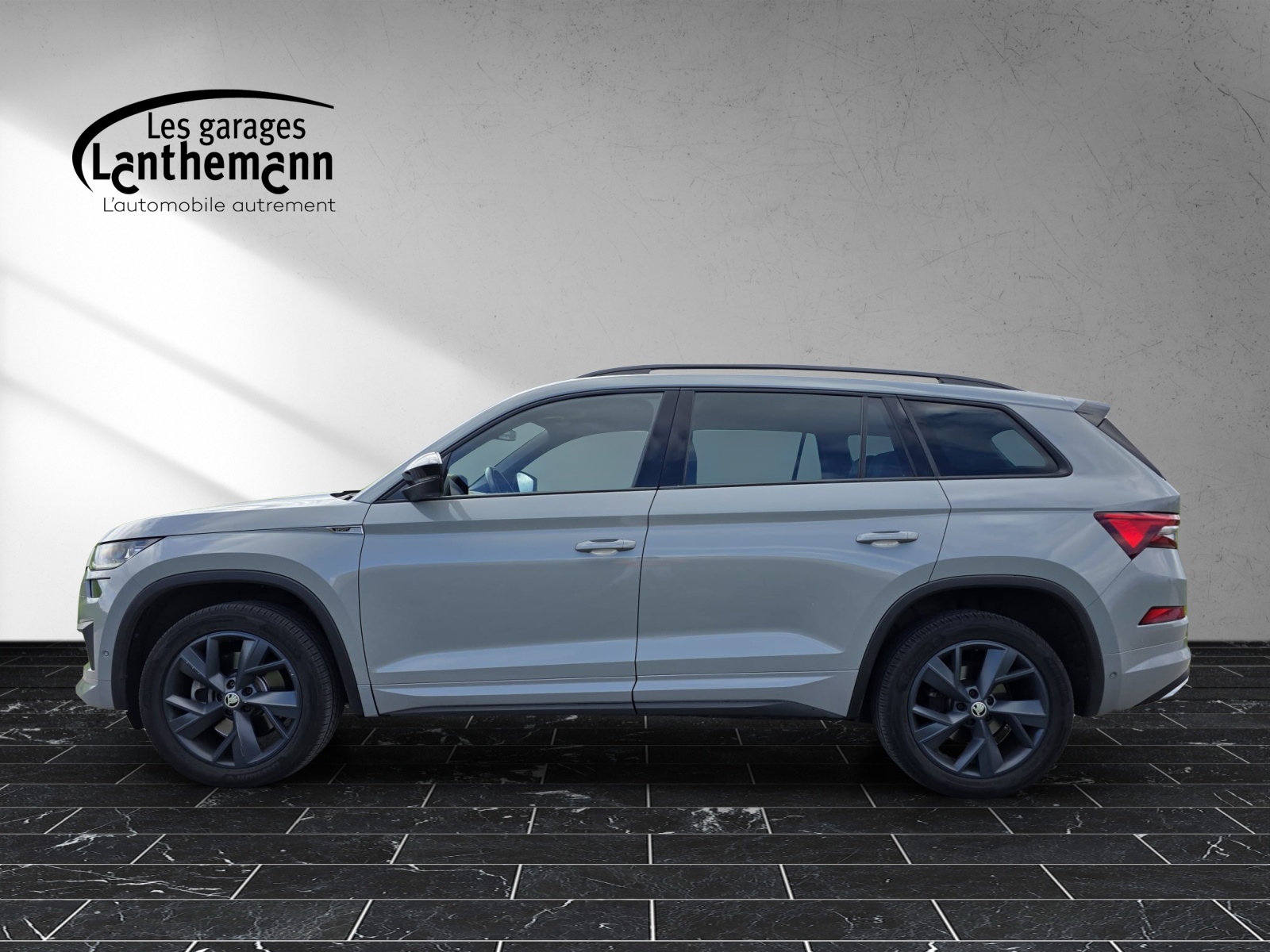 SKODA Kodiaq 2.0 TSI 4x4 SportLine-image-1