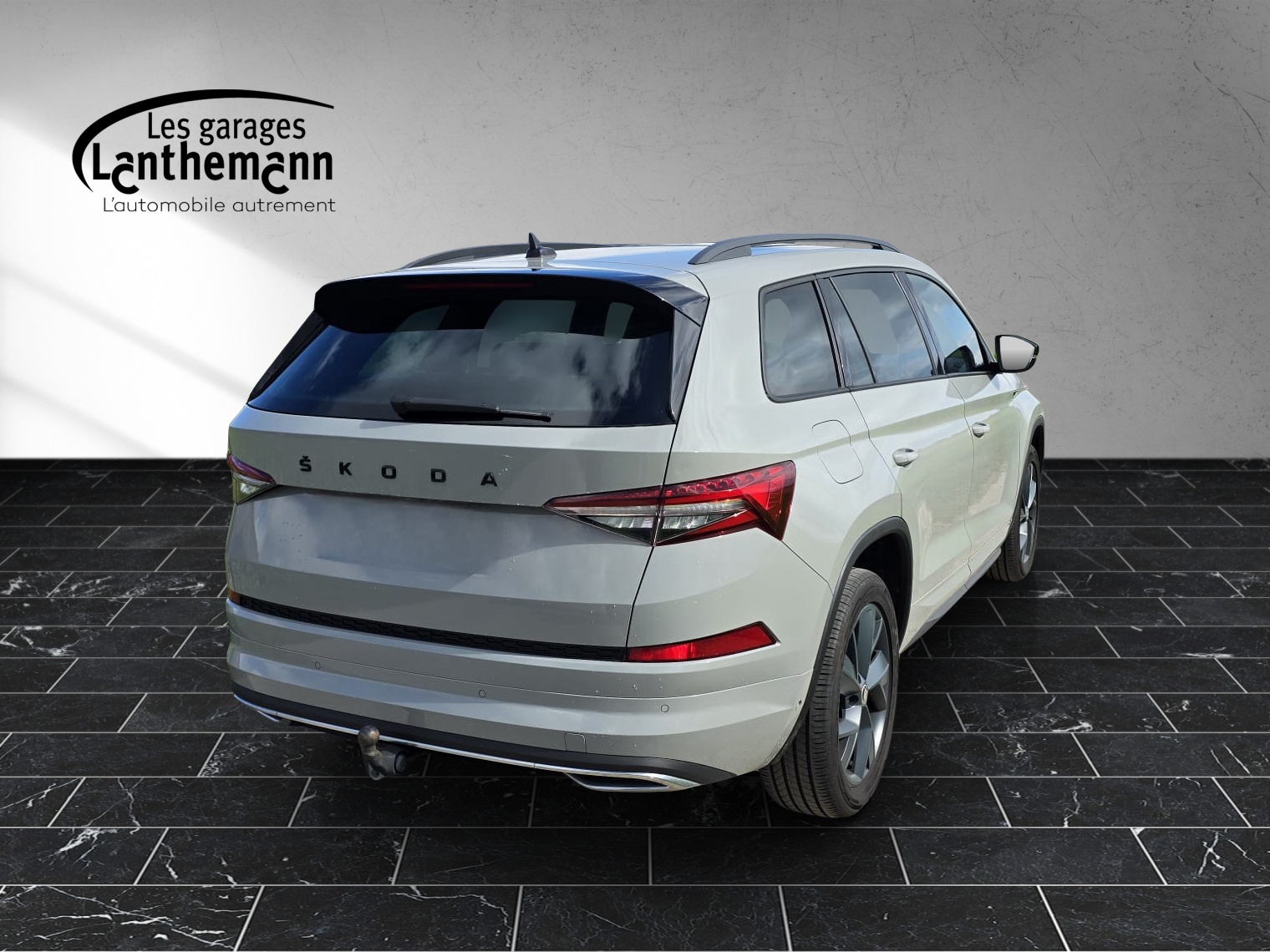 SKODA Kodiaq 2.0 TSI 4x4 SportLine-image-2