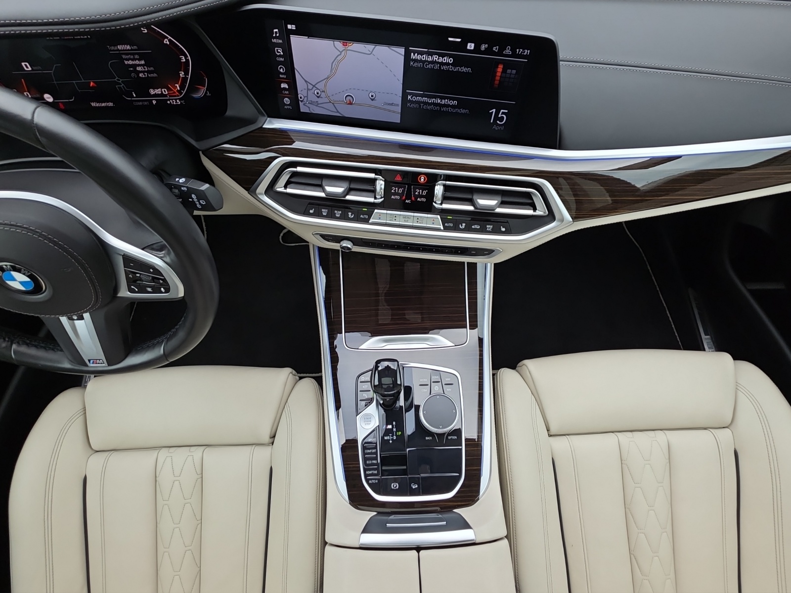 BMW X5 xDrive M50i Steptronic-image-11