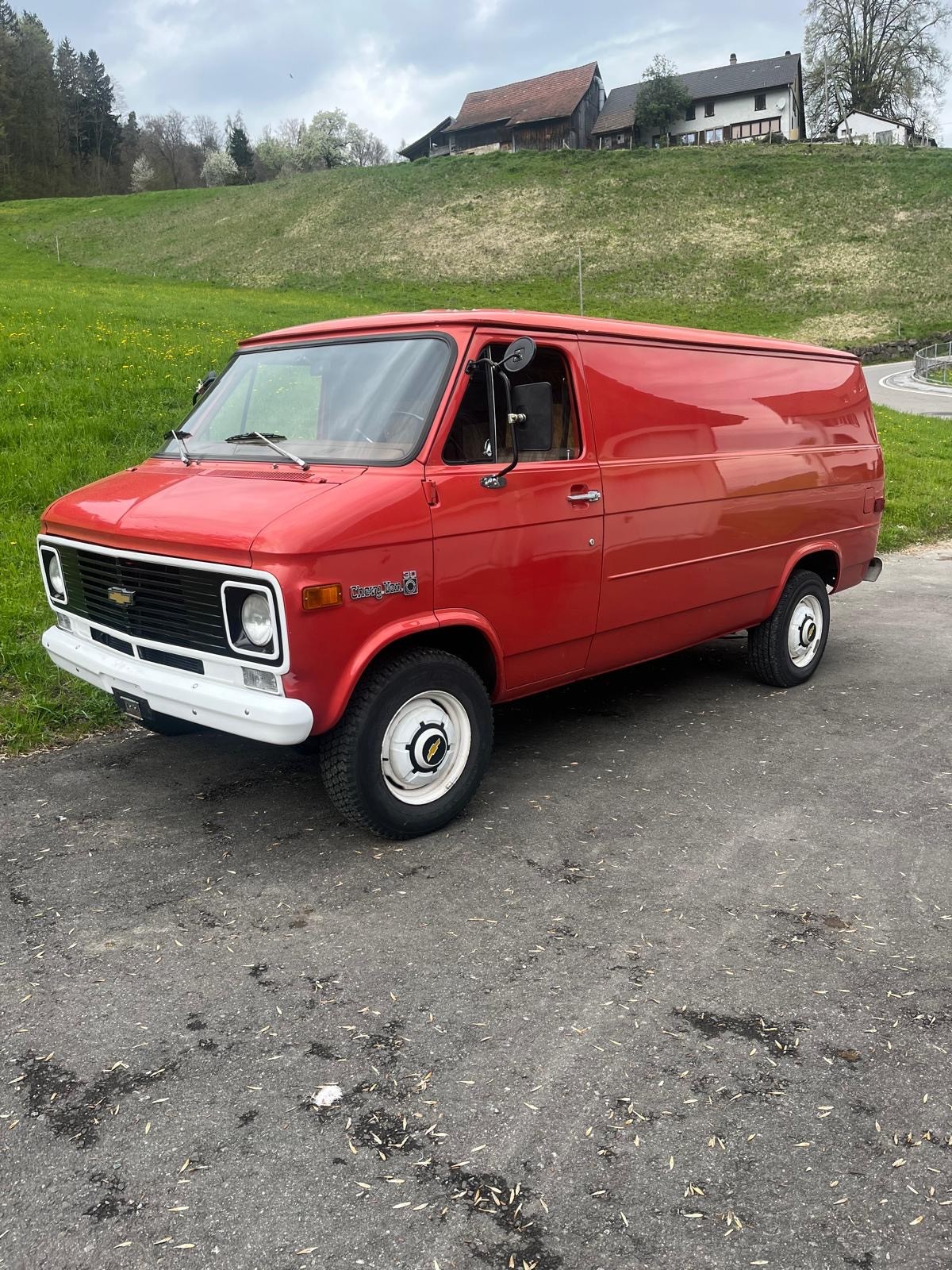 CHEVROLET VAN-image-0