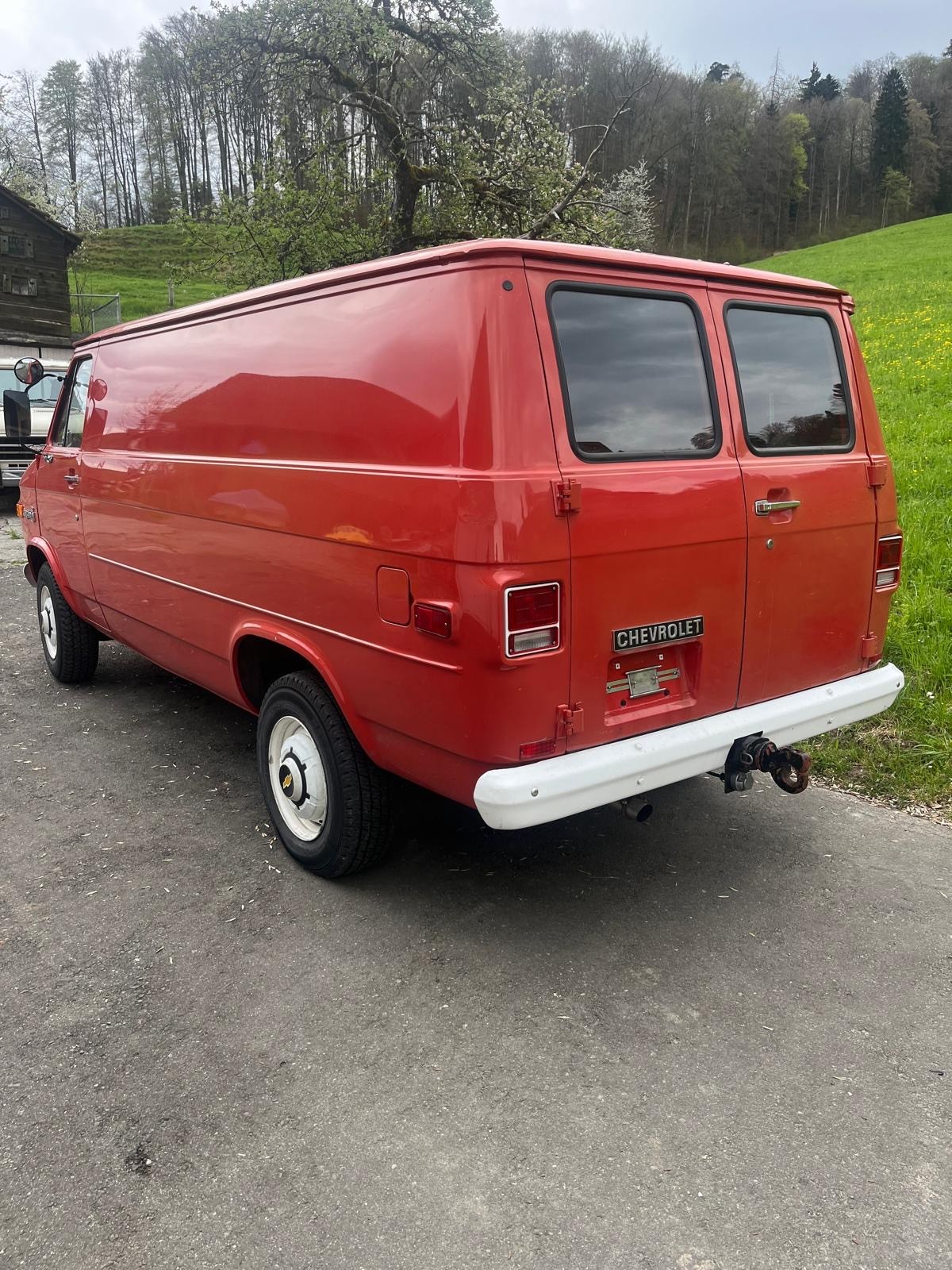 CHEVROLET VAN-image-4