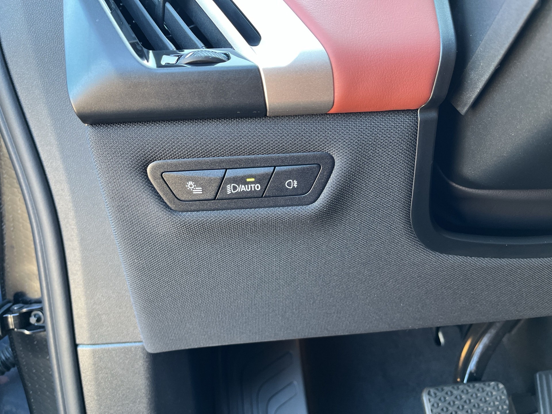 BMW iX xDrive50-image-19