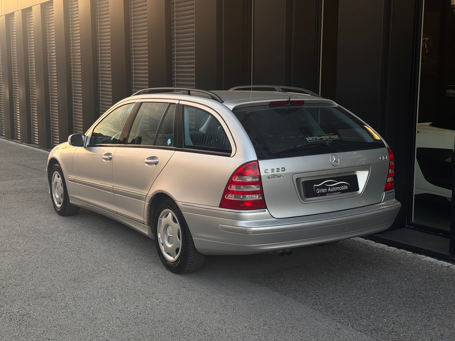 MERCEDES-BENZ C 220 CDI Elégance-image-4