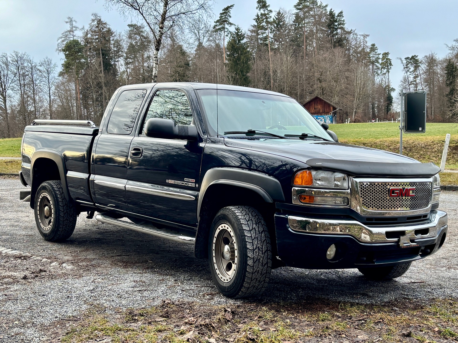 GMC 6.6L Duramax Turbo-Diesel V8-image-1