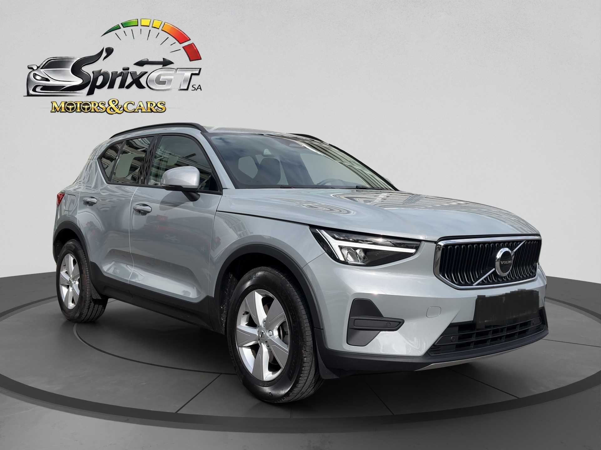 VOLVO XC40 B3 Benzin Mild Hybrid Essential DCT-image-1
