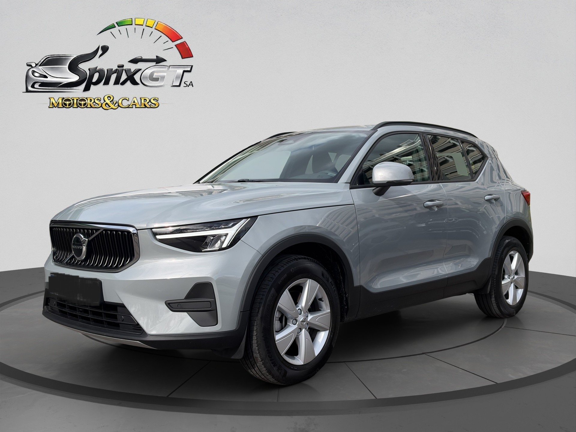 VOLVO XC40 B3 Benzin Mild Hybrid Essential DCT-image-0