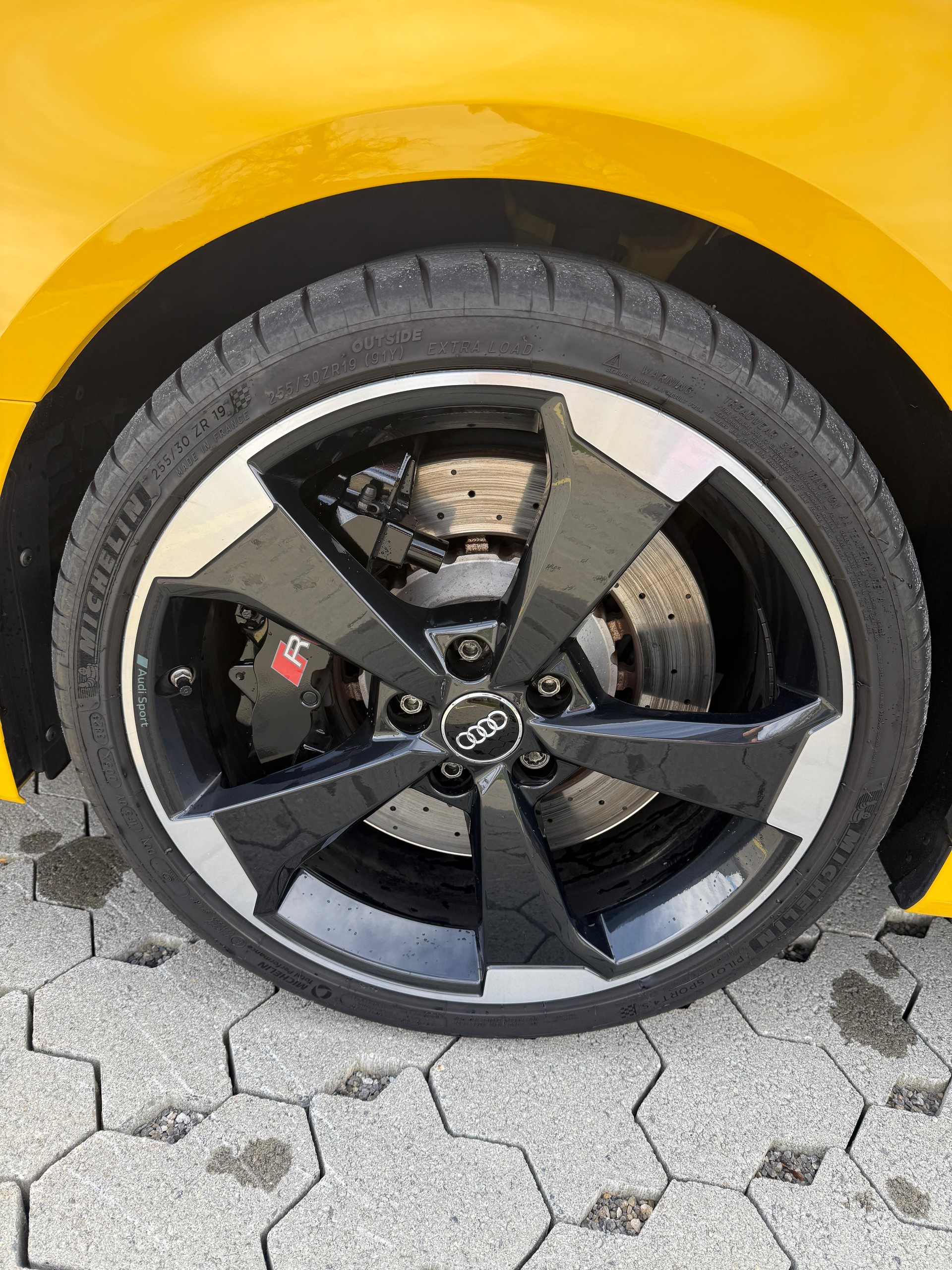 AUDI Sportback-image-4