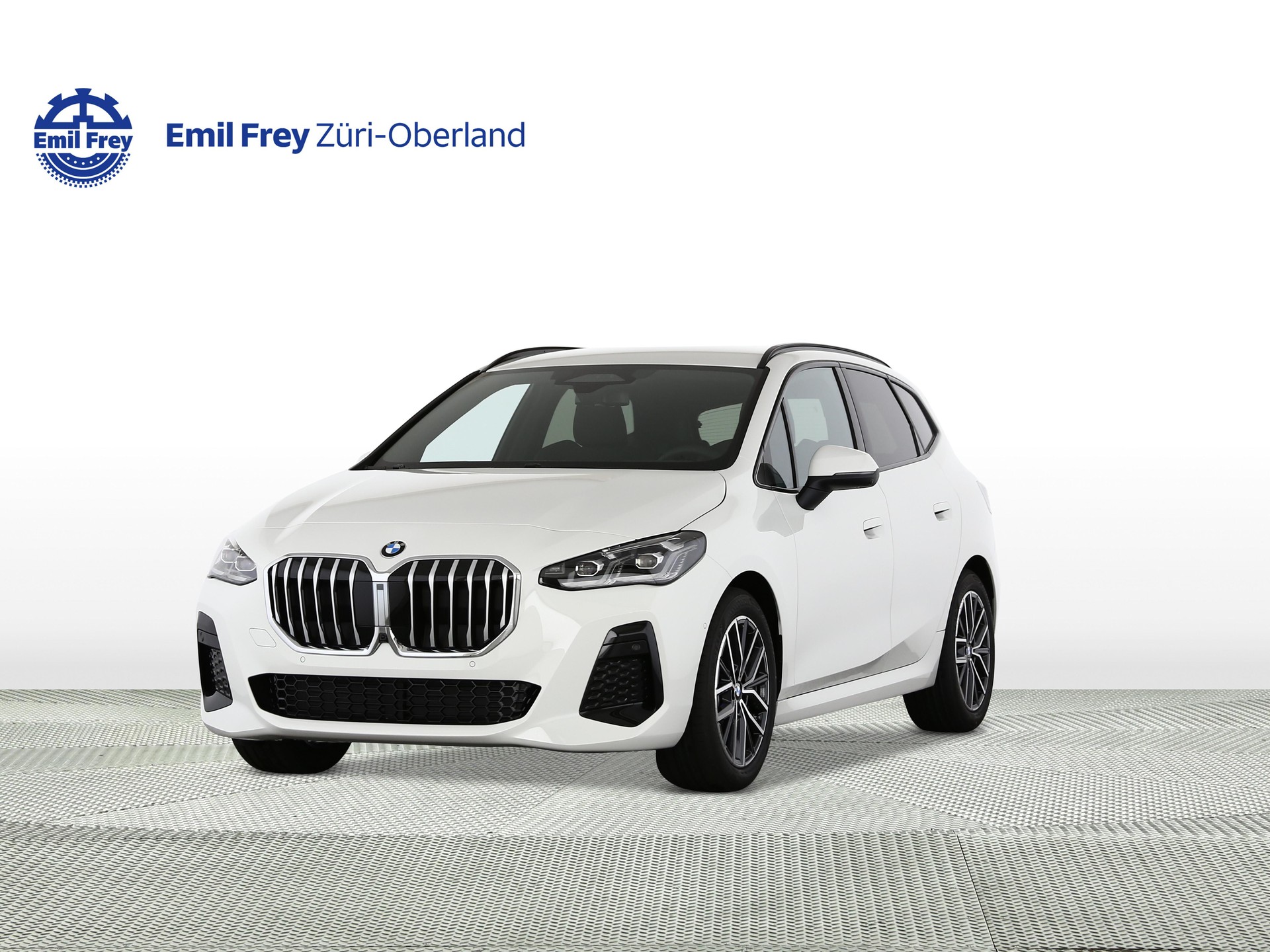 BMW 223i xDrive Active Tourer-image-0