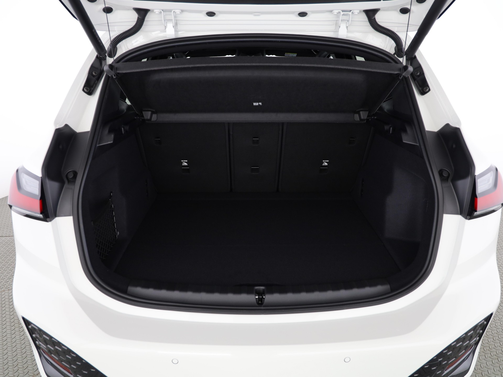 BMW 223i xDrive Active Tourer-image-5