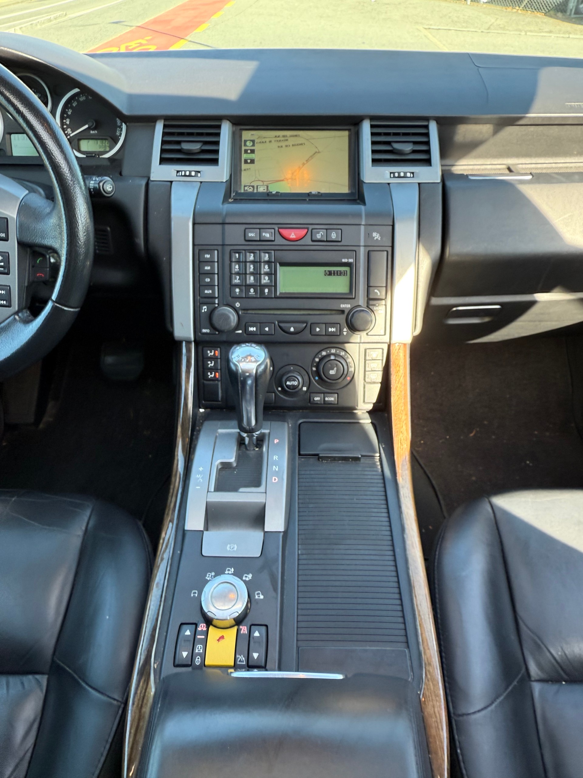 LAND ROVER Range Rover Sport 3.6 Td8 HSE Automatic-image-11