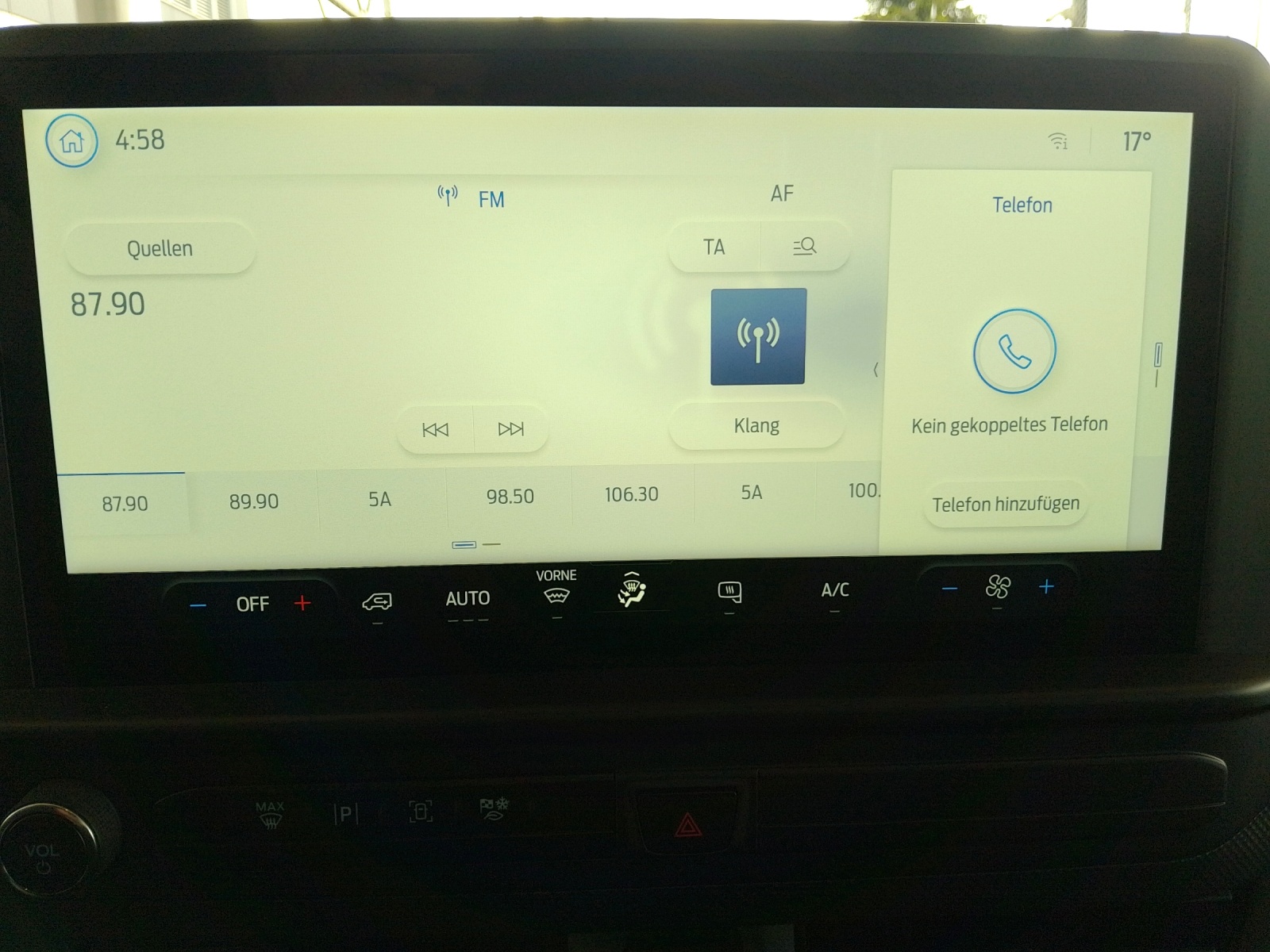 FORD Transit Custom Van 320 L1 2.5 Duratec 233 Trend PHEV-image-7