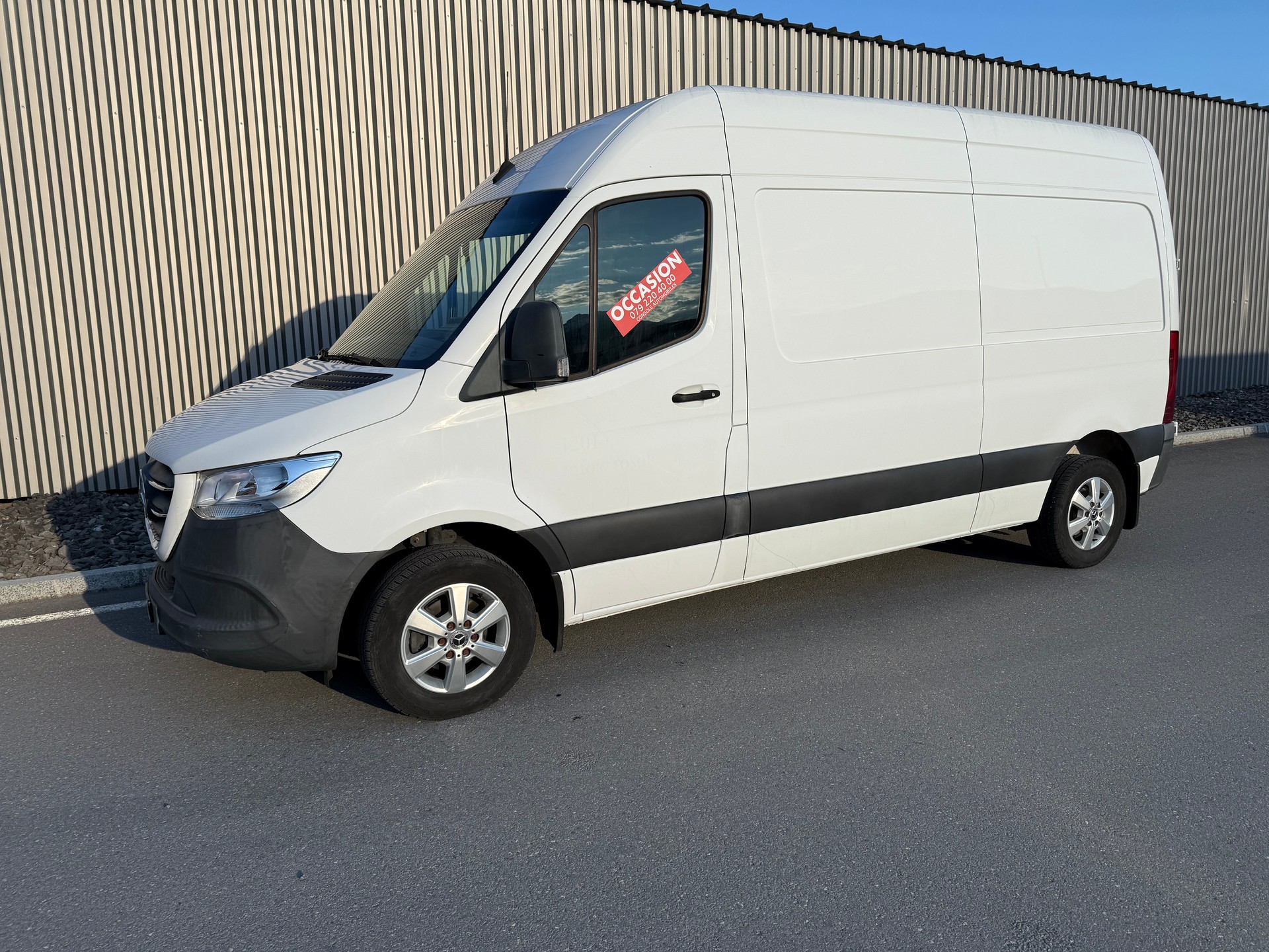 MERCEDES-BENZ Sprinter 214 CDI Standard 9G——CHARGE 950 KG —-BOITE AUTOMATIQUE
