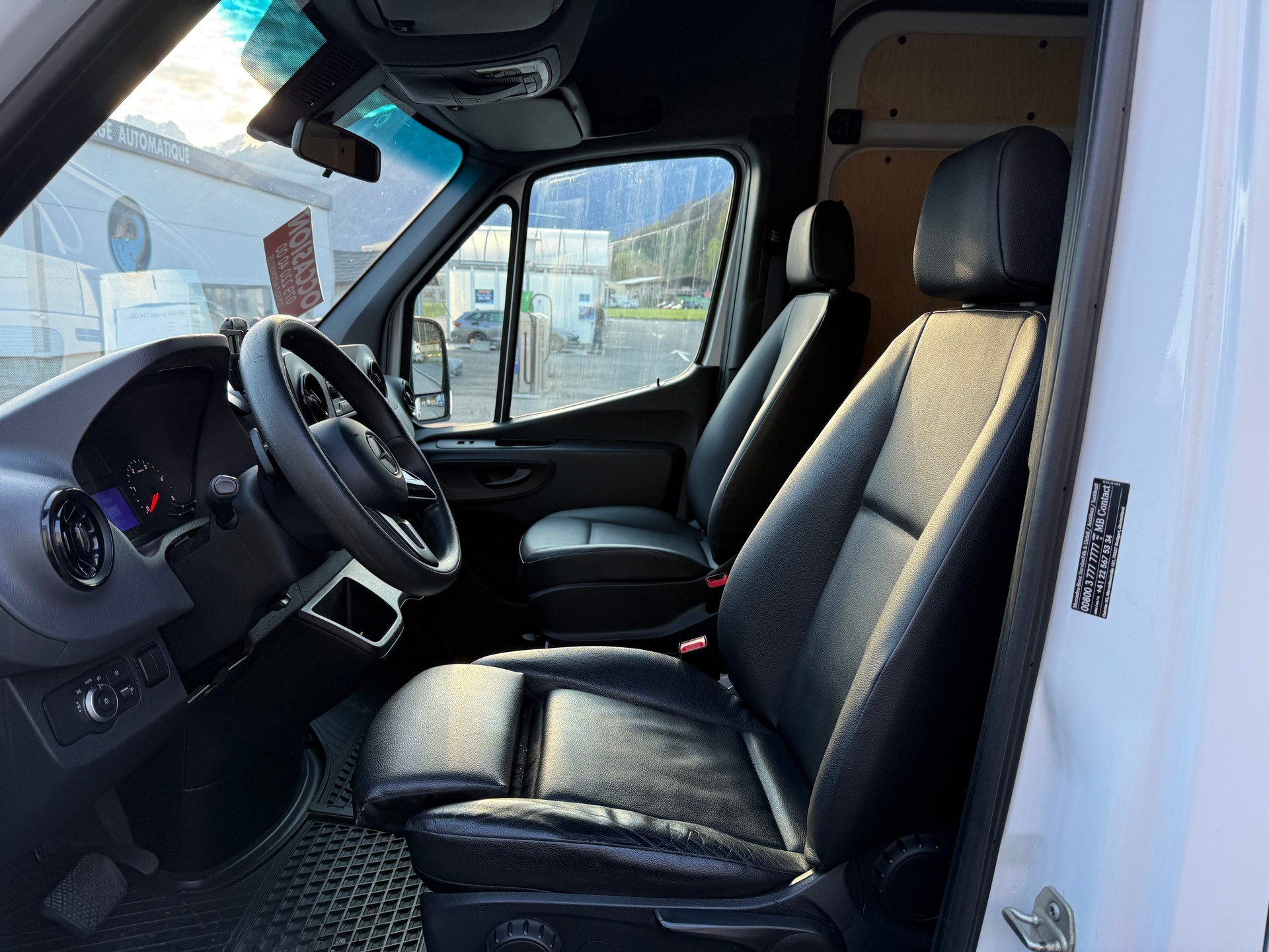 MERCEDES-BENZ Sprinter 214 CDI Standard 9G——CHARGE 950 KG —-BOITE AUTOMATIQUE-image-24