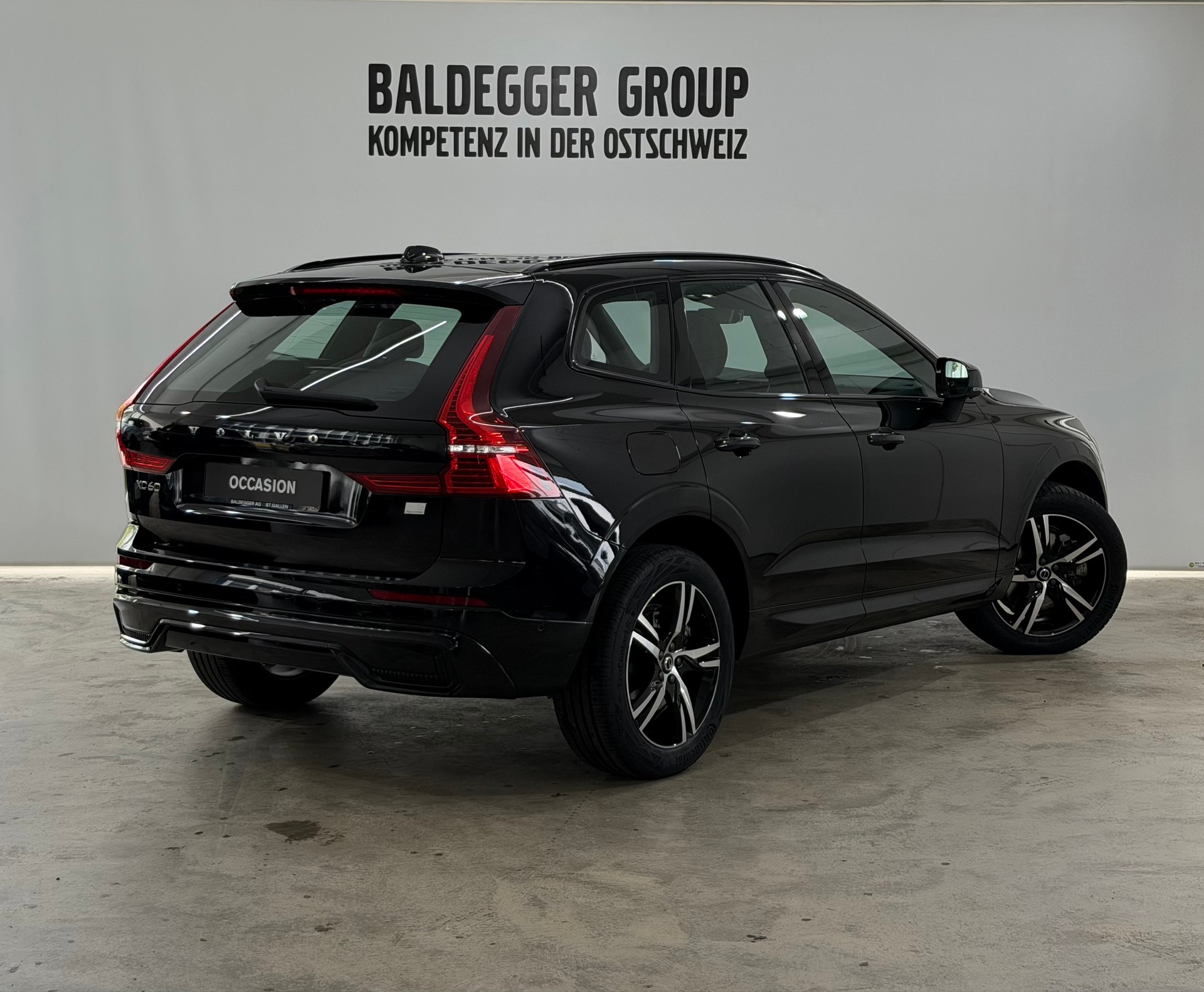 VOLVO XC60 2.0 T6 TE R-Design eAWD-image-2