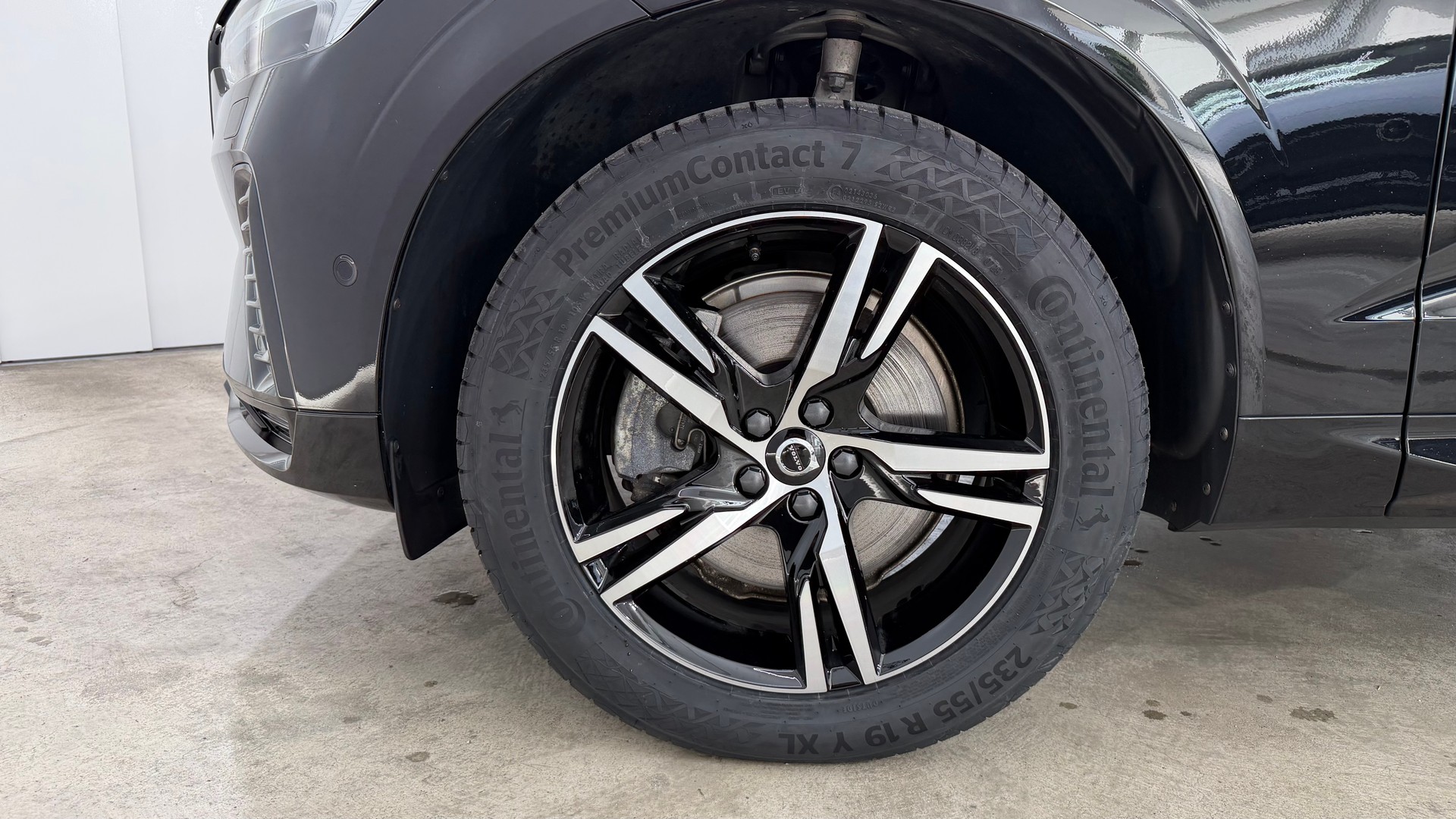 VOLVO XC60 2.0 T6 TE R-Design eAWD-image-14