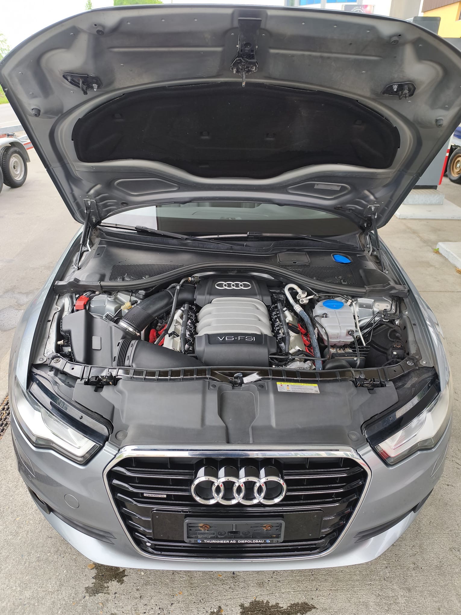 AUDI A6 Avant 2.8 FSI V6 quattro S-tronic-image-13