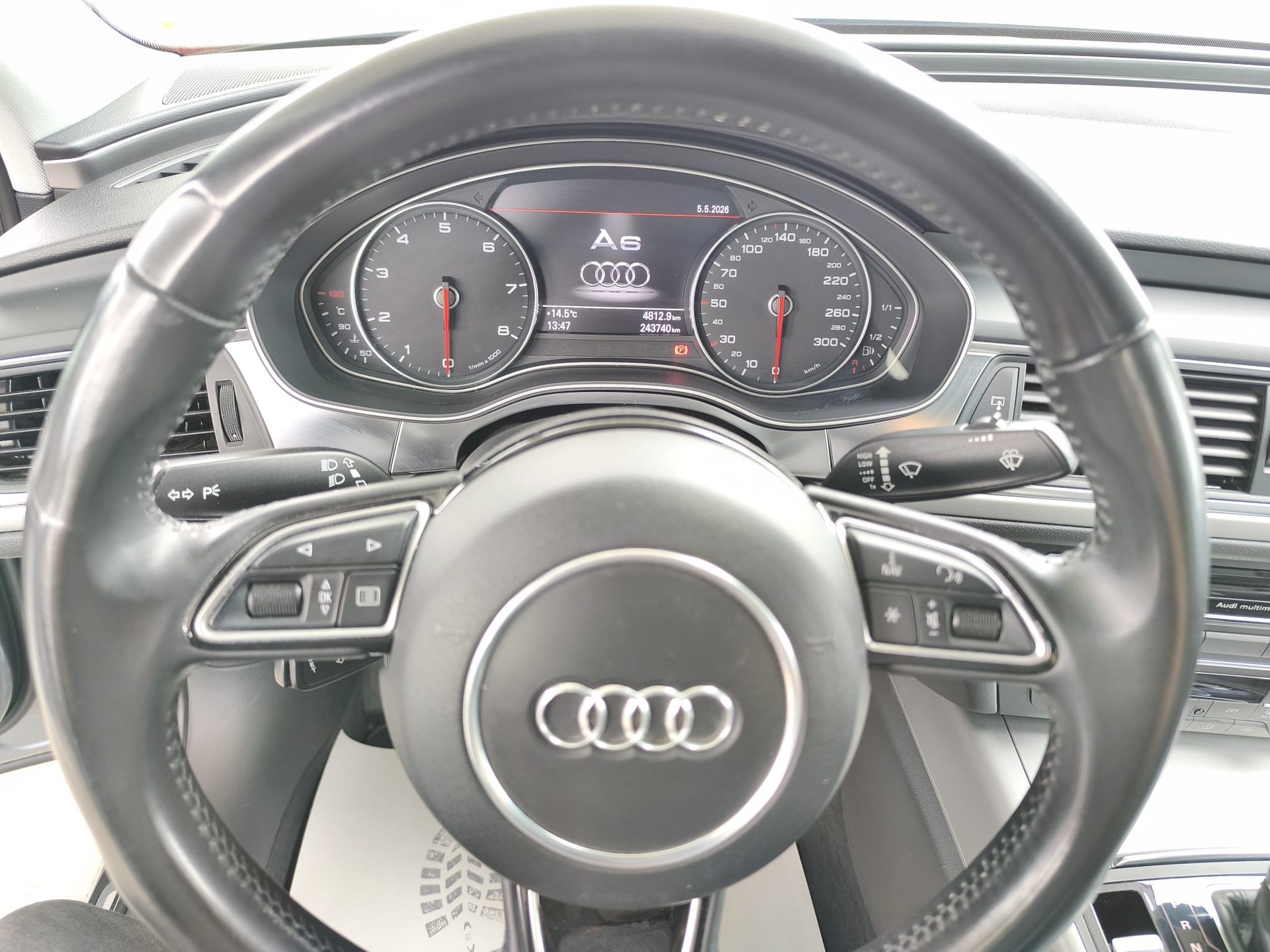 AUDI A6 Avant 2.8 FSI V6 quattro S-tronic-image-15