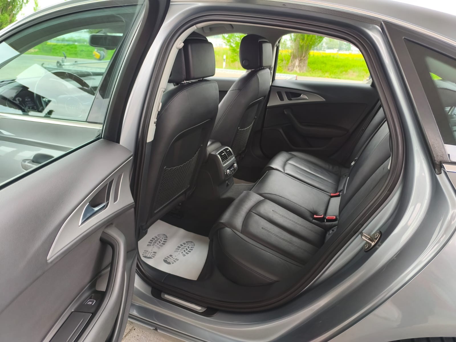 AUDI A6 Limousine 2.8 FSI V6 quattro S-tronic-image-17