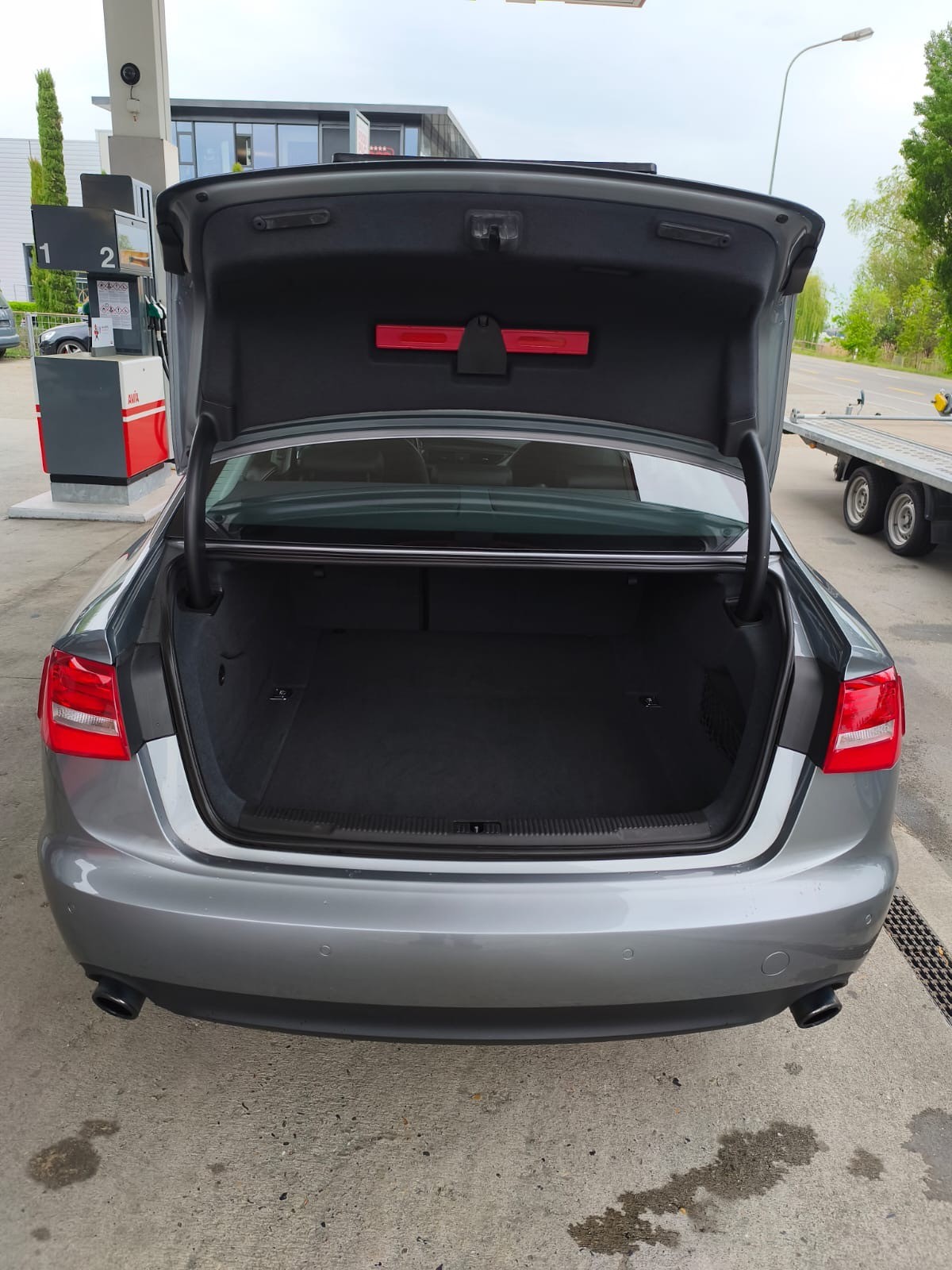 AUDI A6 Limousine 2.8 FSI V6 quattro S-tronic-image-8