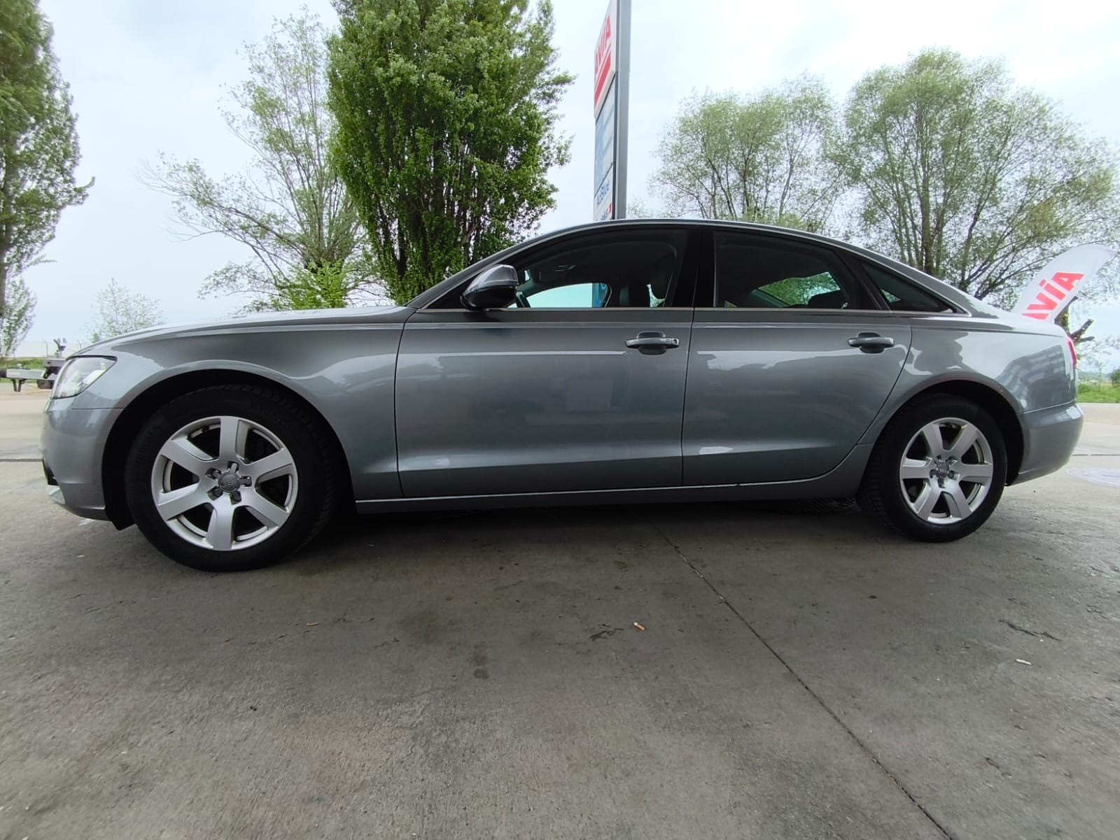 AUDI A6 Limousine 2.8 FSI V6 quattro S-tronic-image-10