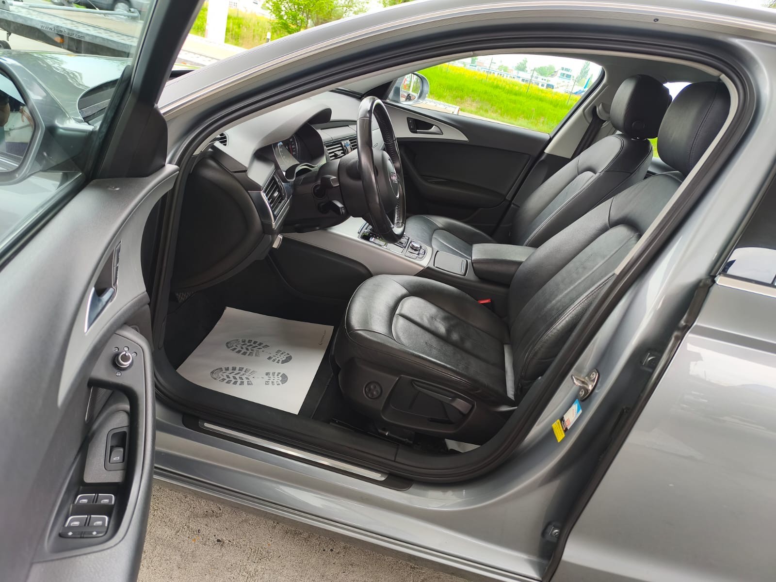 AUDI A6 Limousine 2.8 FSI V6 quattro S-tronic-image-14