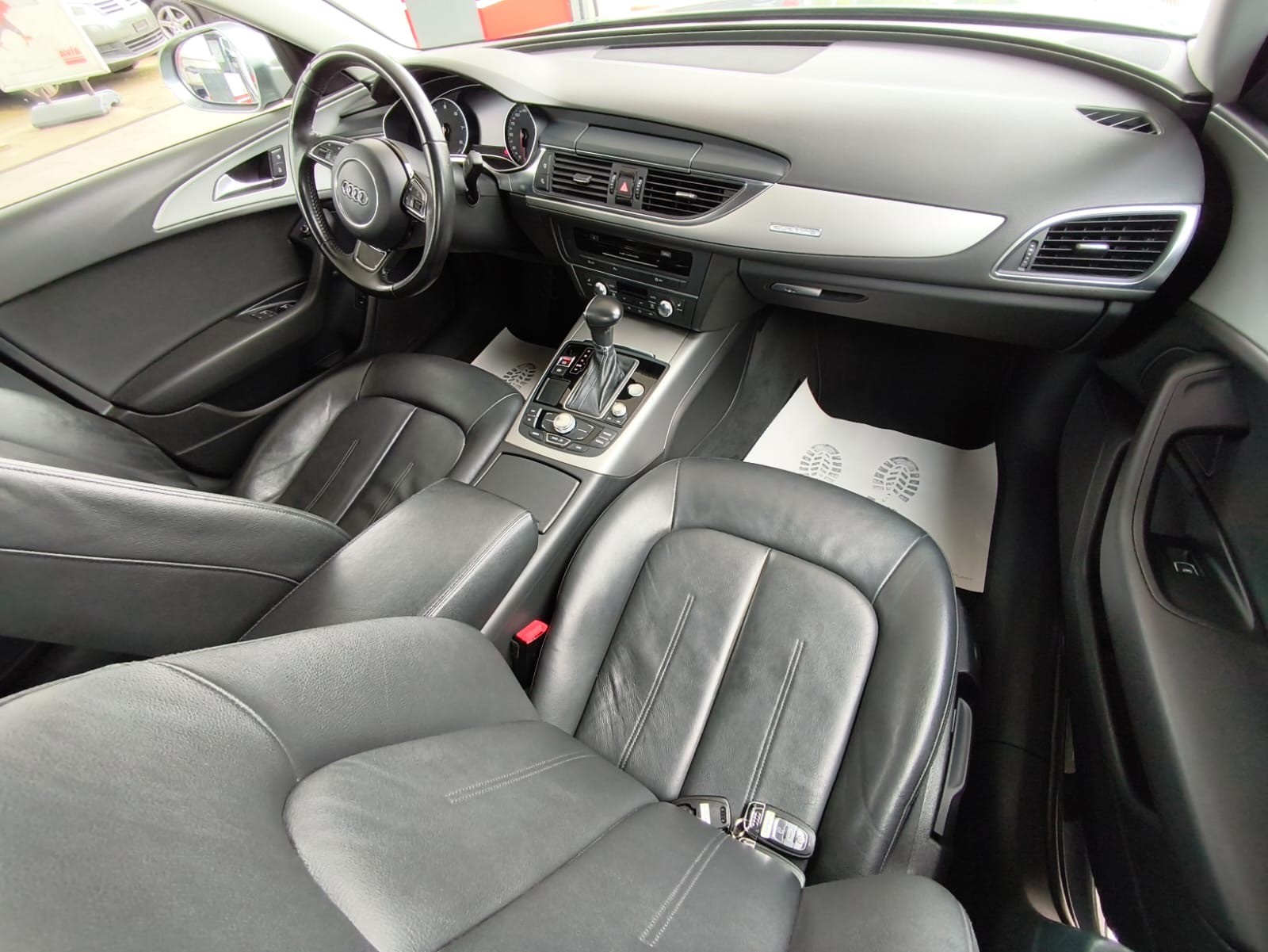 AUDI A6 Limousine 2.8 FSI V6 quattro S-tronic-image-13