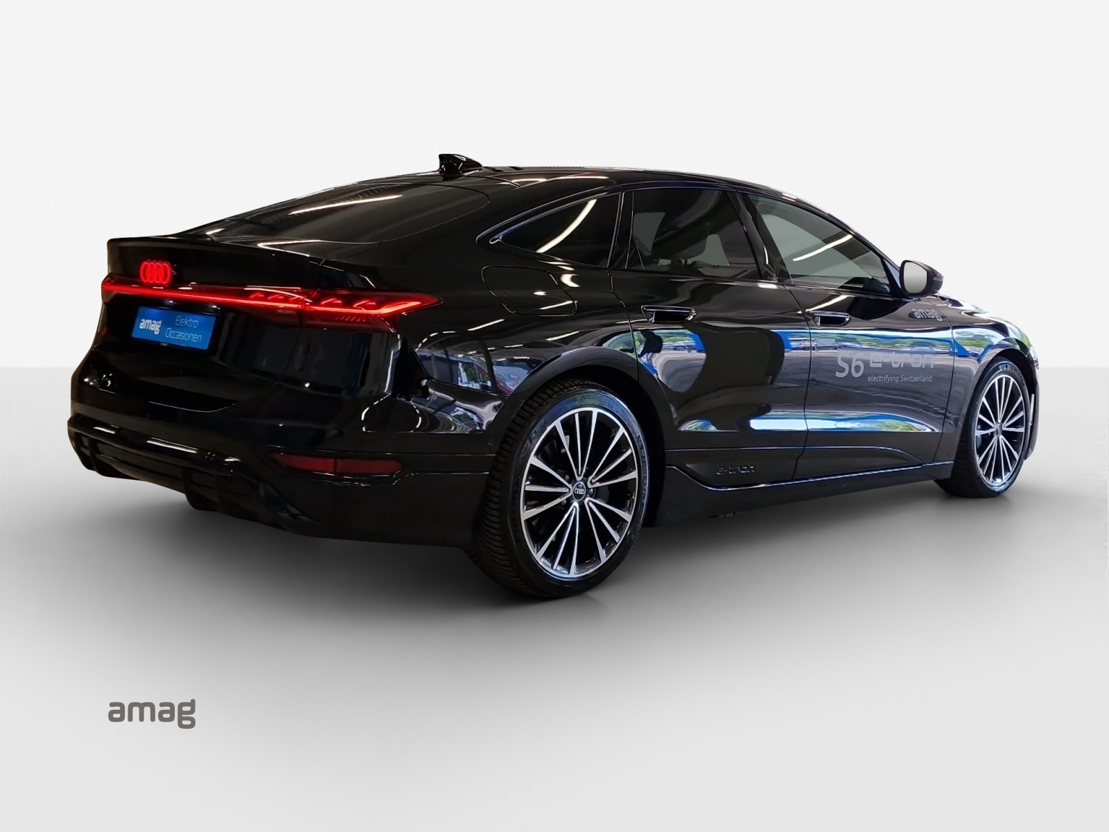 AUDI S6 Sportback e-tron quattro-image-5