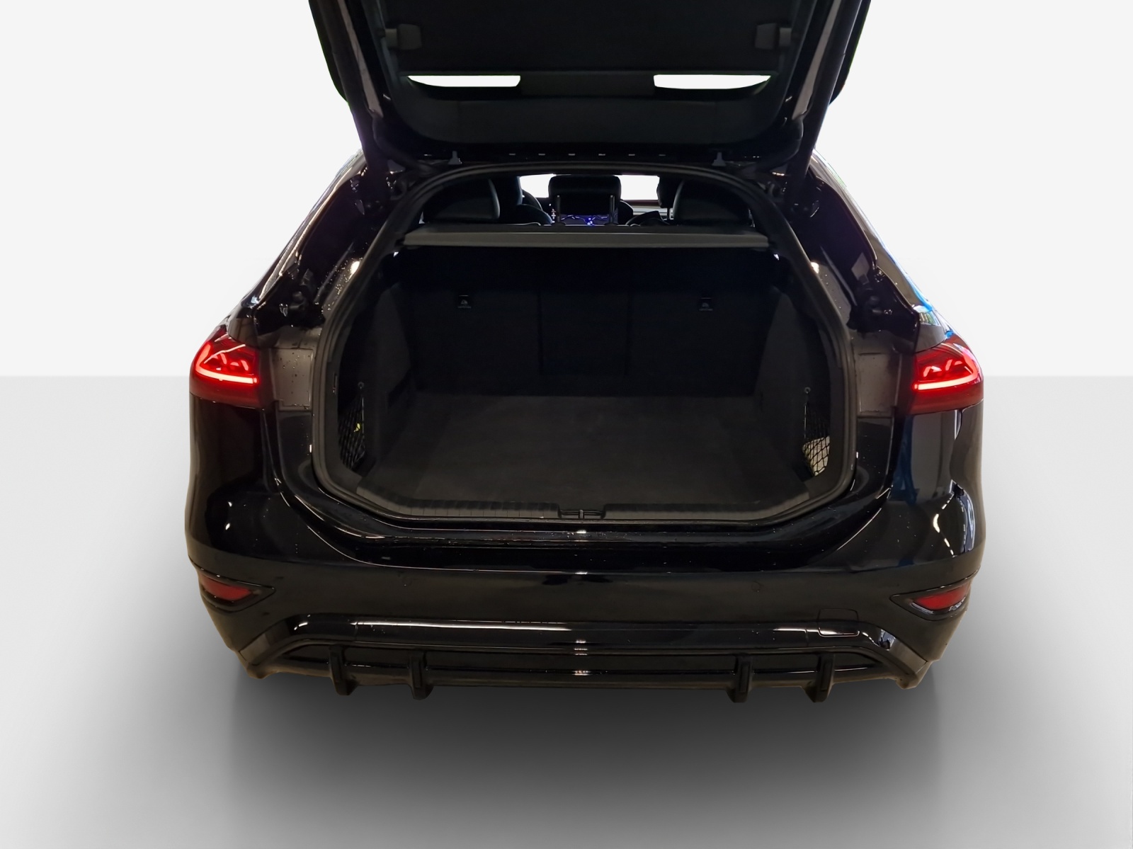 AUDI S6 Sportback e-tron quattro-image-13