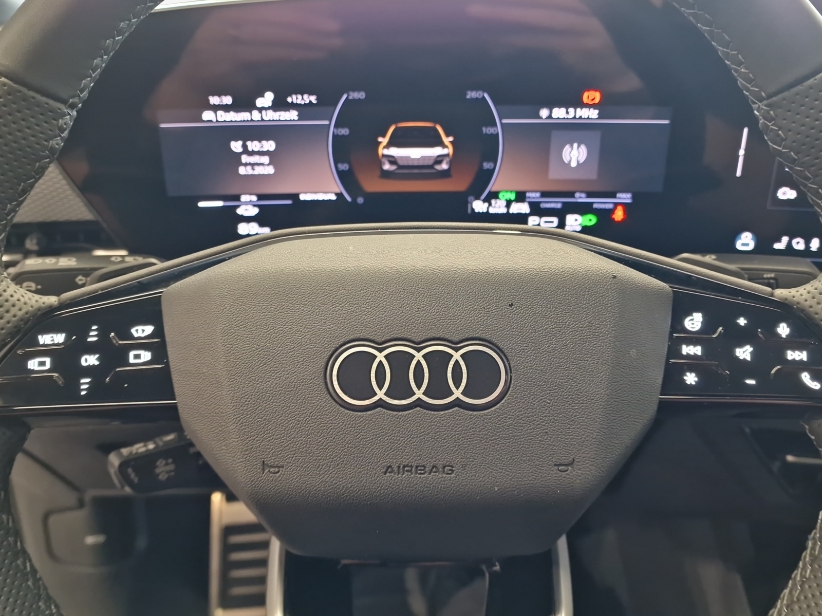 AUDI S6 Sportback e-tron quattro-image-15