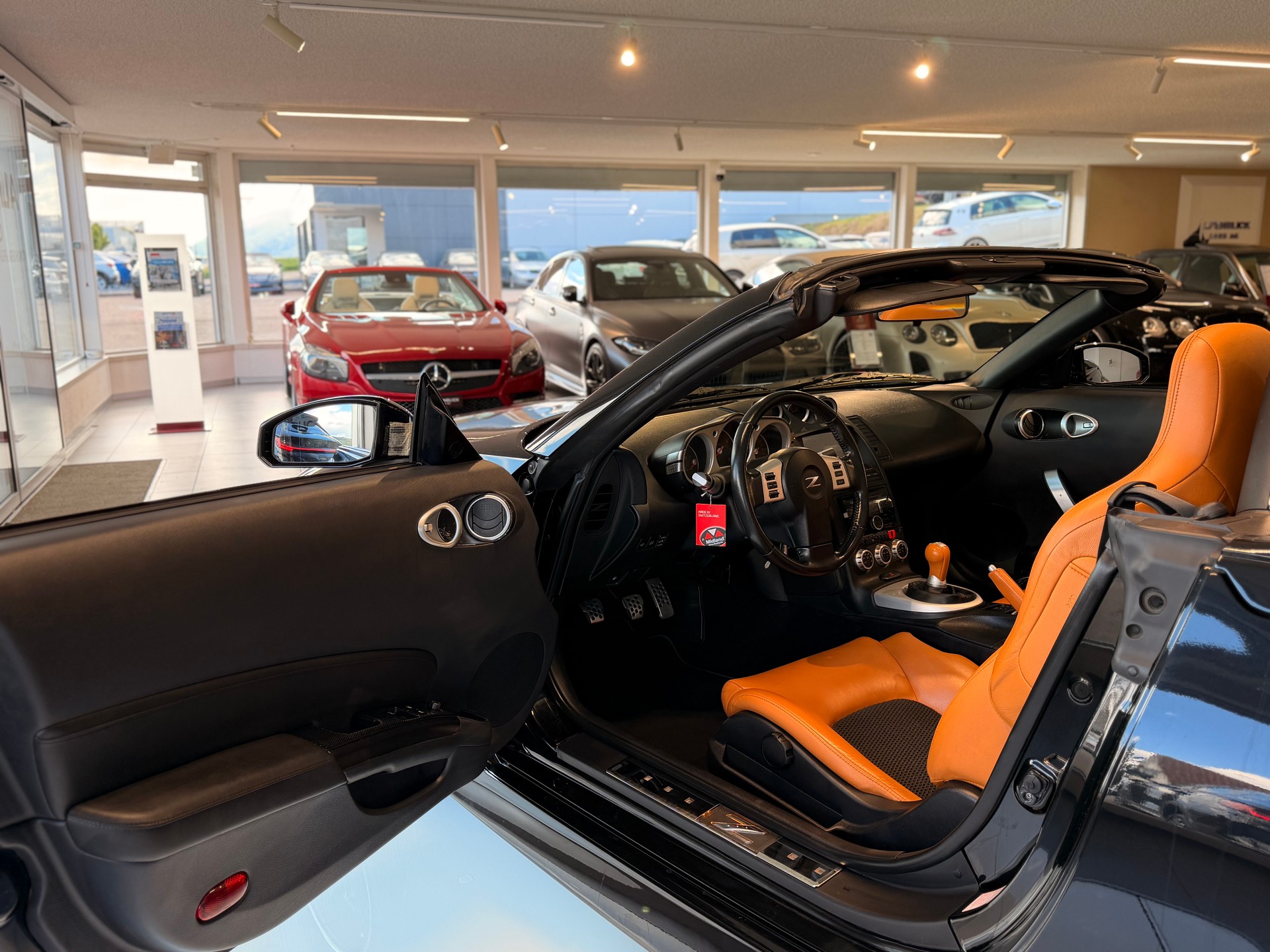 NISSAN 350 Z Roadster-image-14