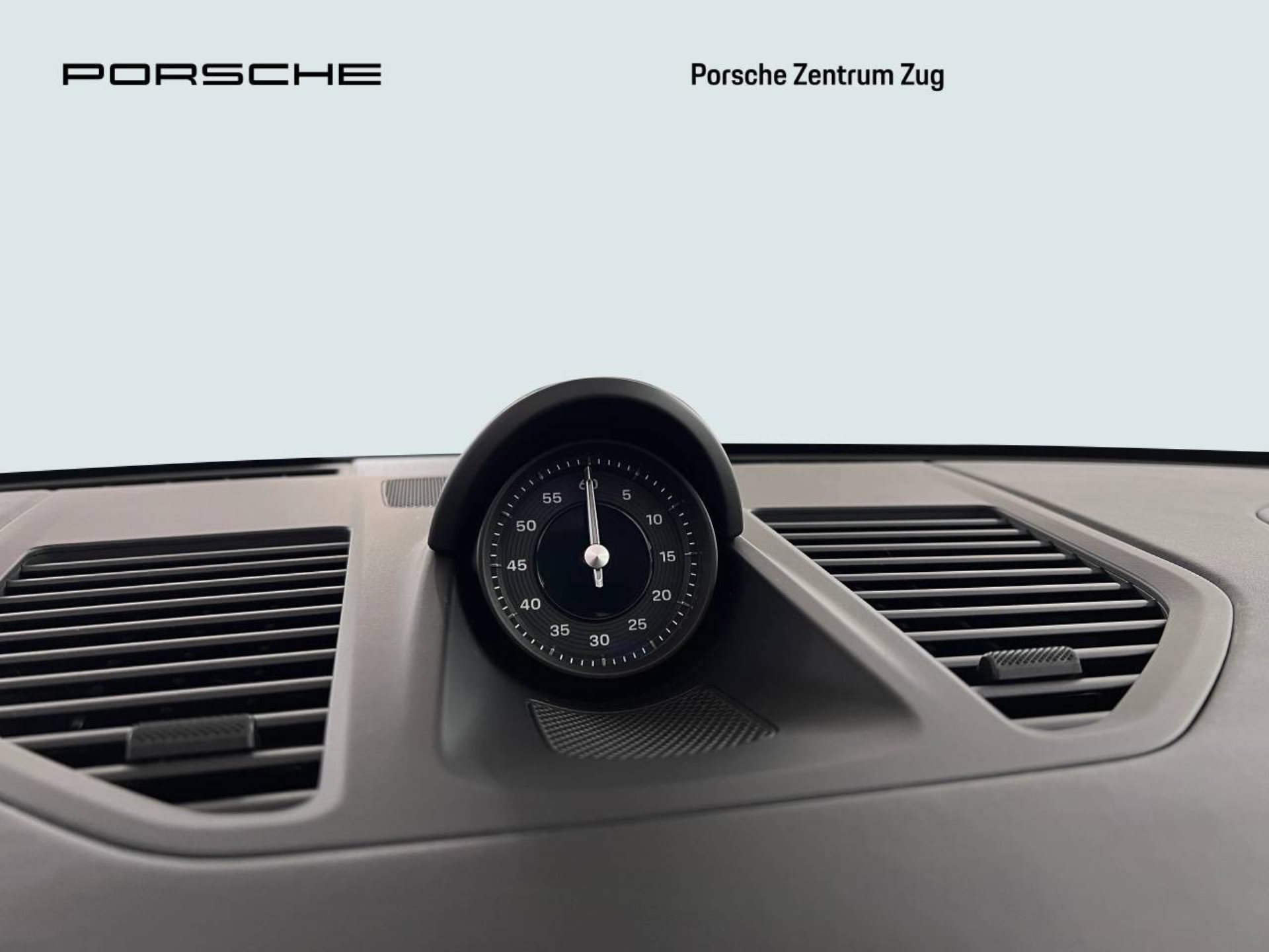 PORSCHE 911 Targa 4-image-28