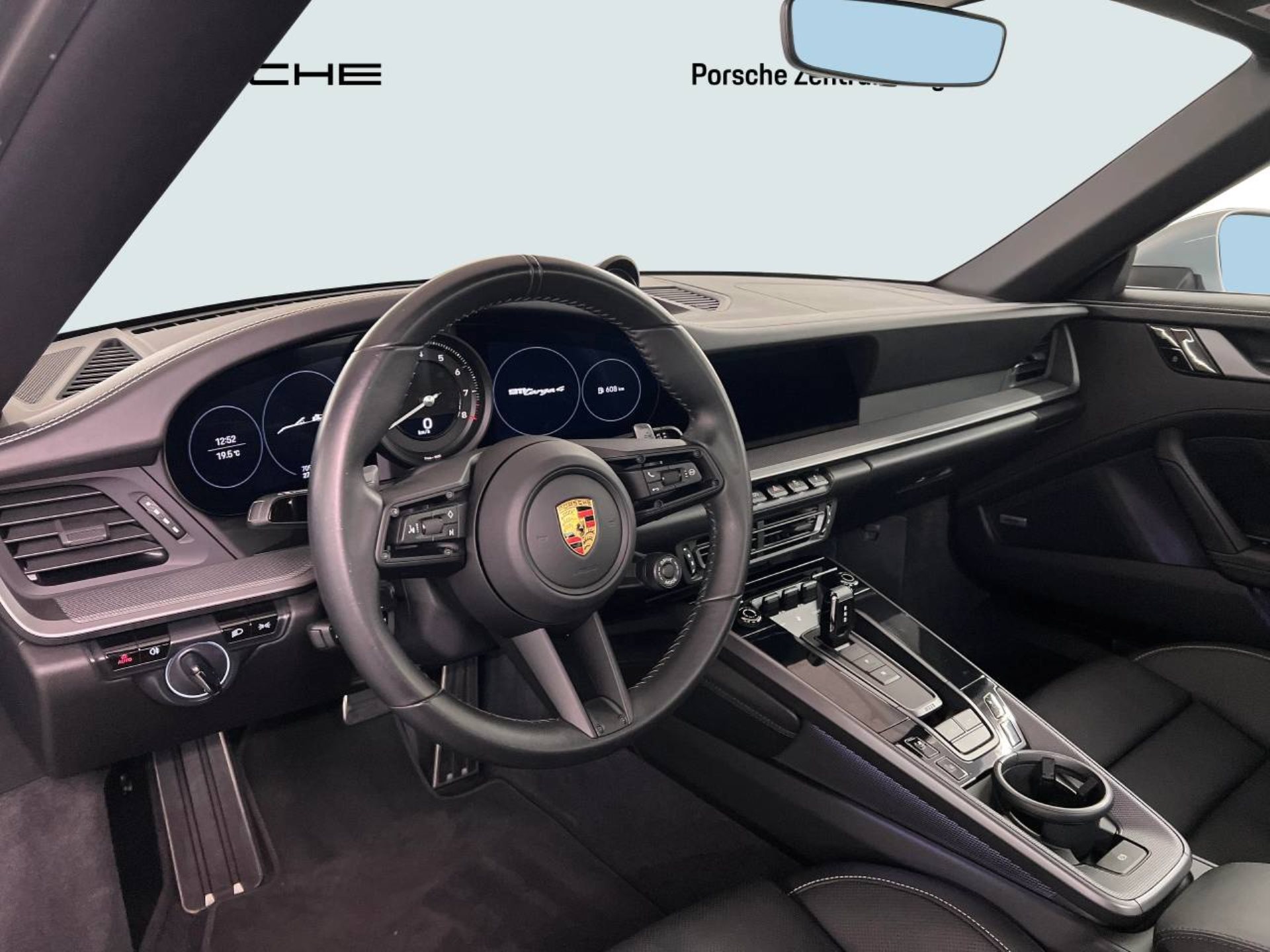 PORSCHE 911 Targa 4-image-3