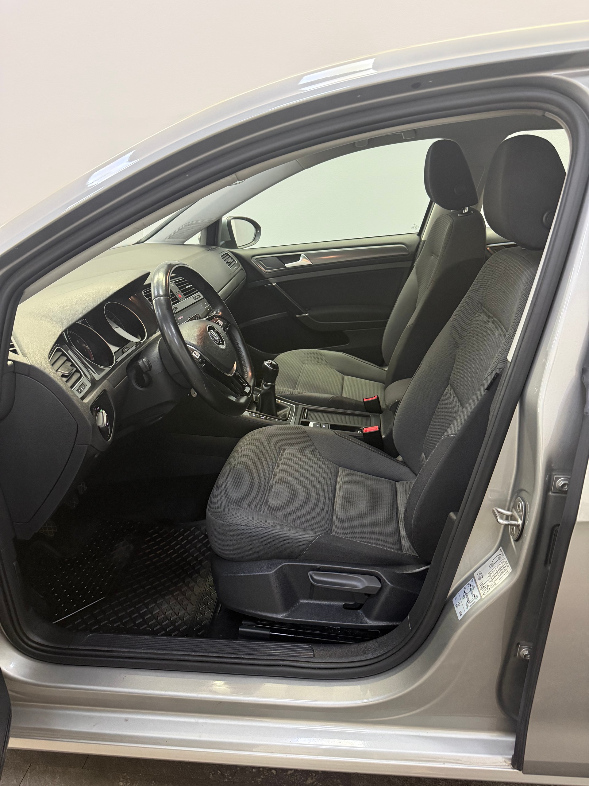 VW Golf 1.5 TSI EVO Comfortline-image-12