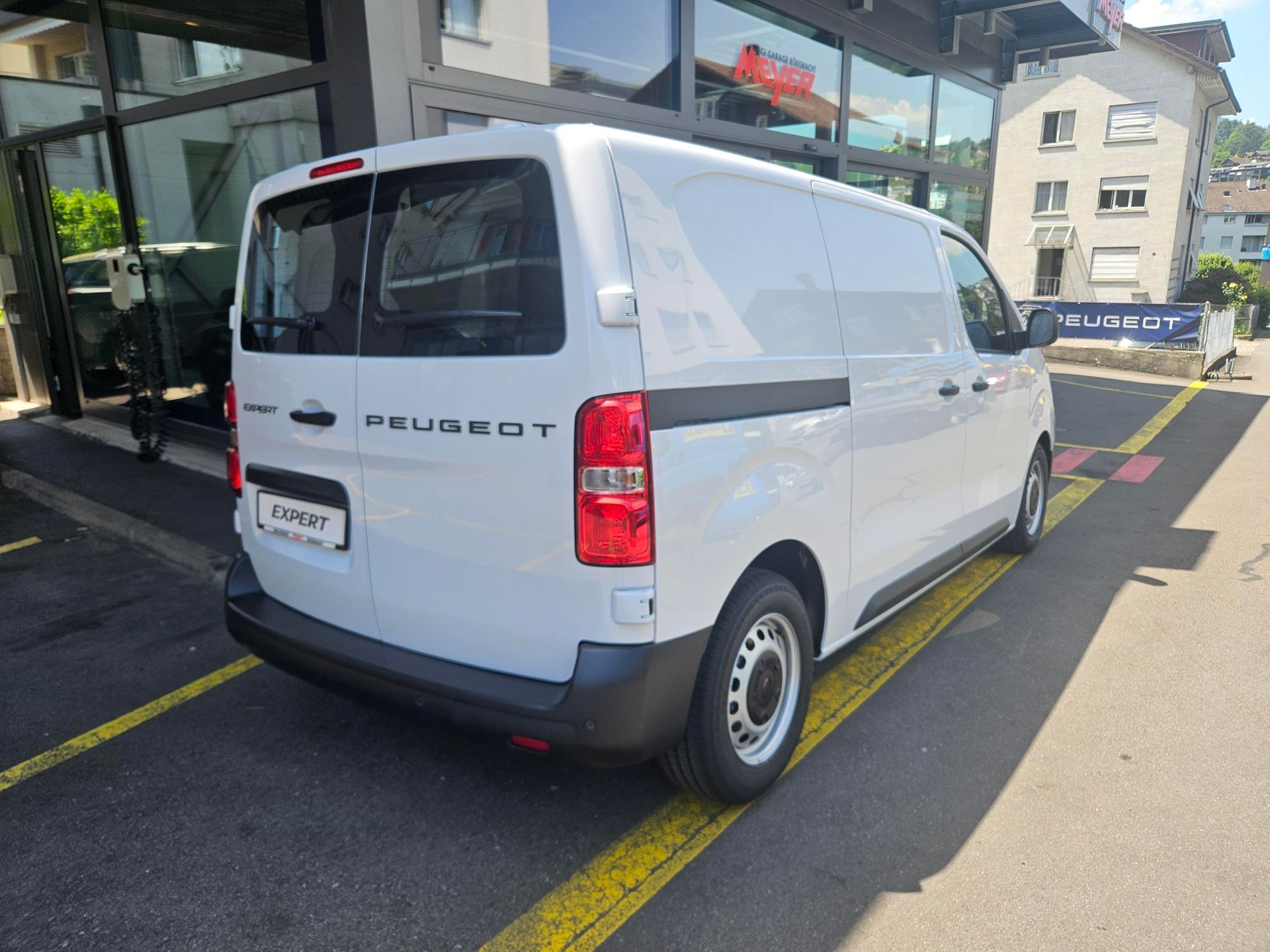 PEUGEOT Expert Kaw. Standard 2.2 BlueHDi 150 S/S-image-4