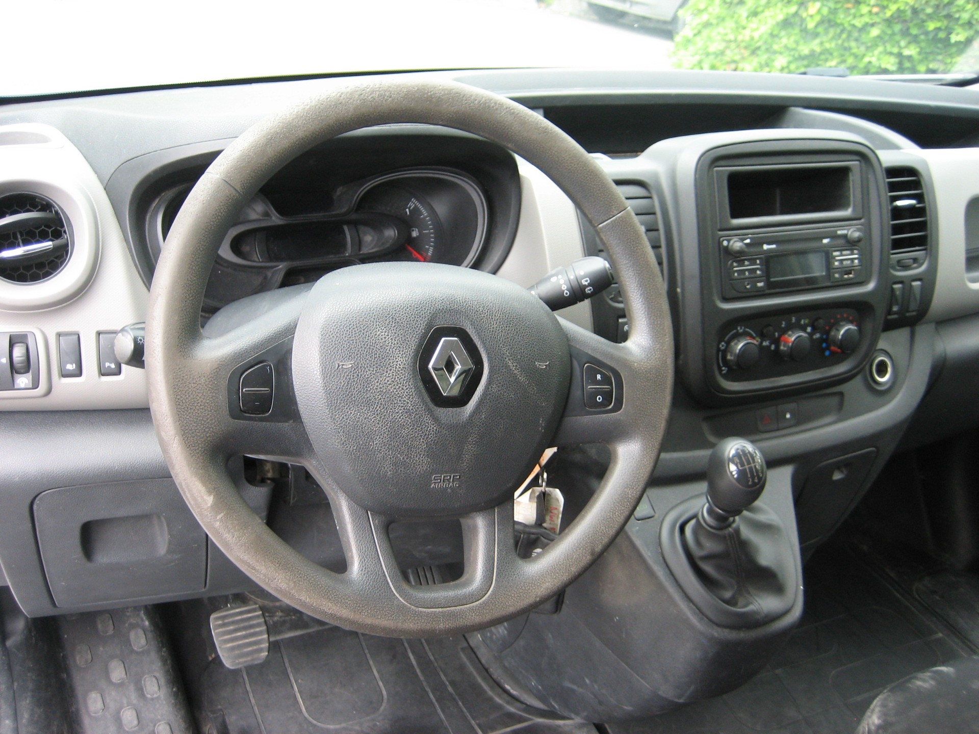 RENAULT Trafic 1.6 ENERGY TwinT. dCi125 2.9t Busin. L1H1-image-5