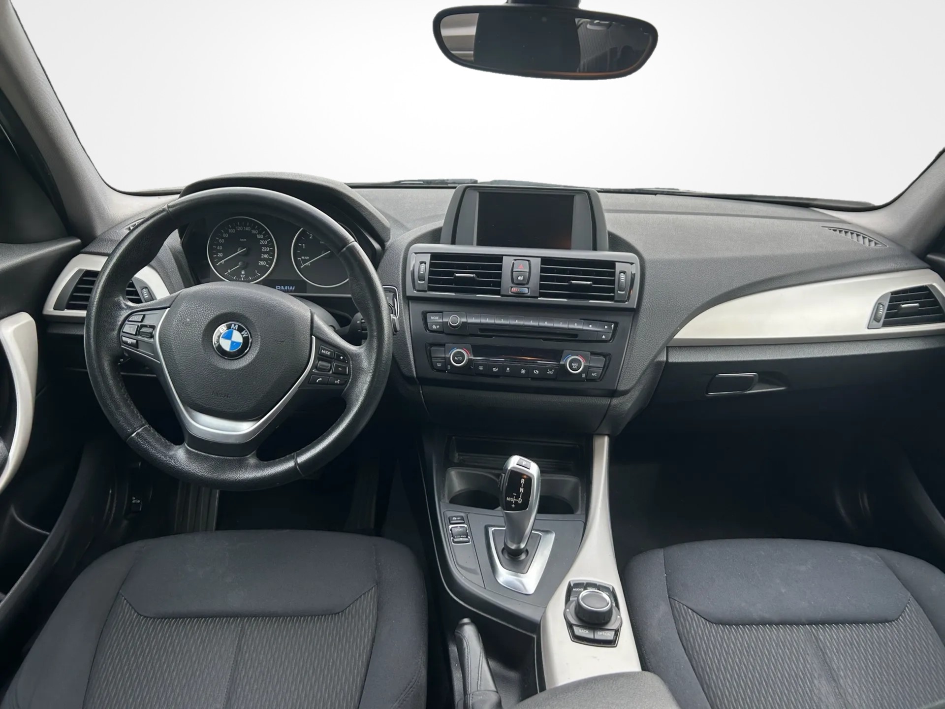BMW 116i Steptronic-image-4