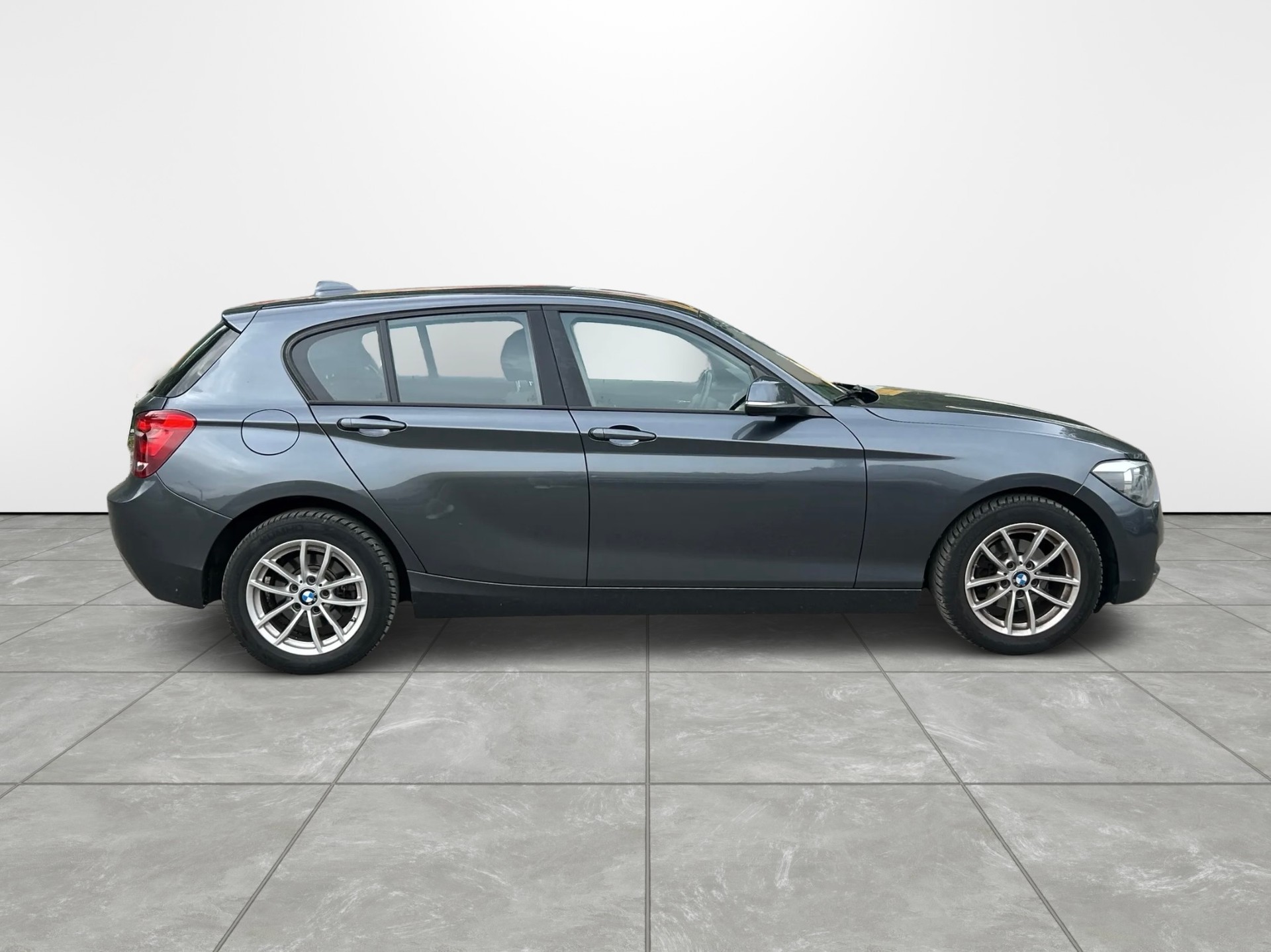 BMW 116i Steptronic-image-8