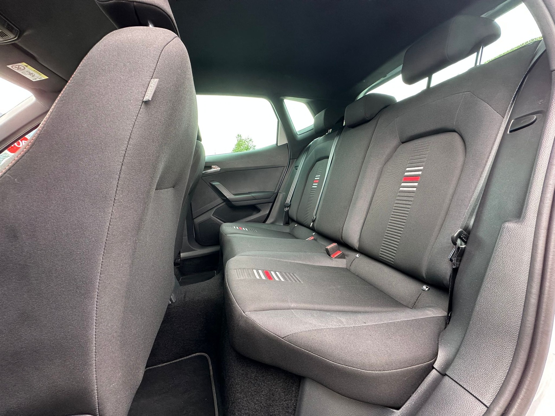 SEAT Arona 1.0 TSI Eco DSG FR-image-12