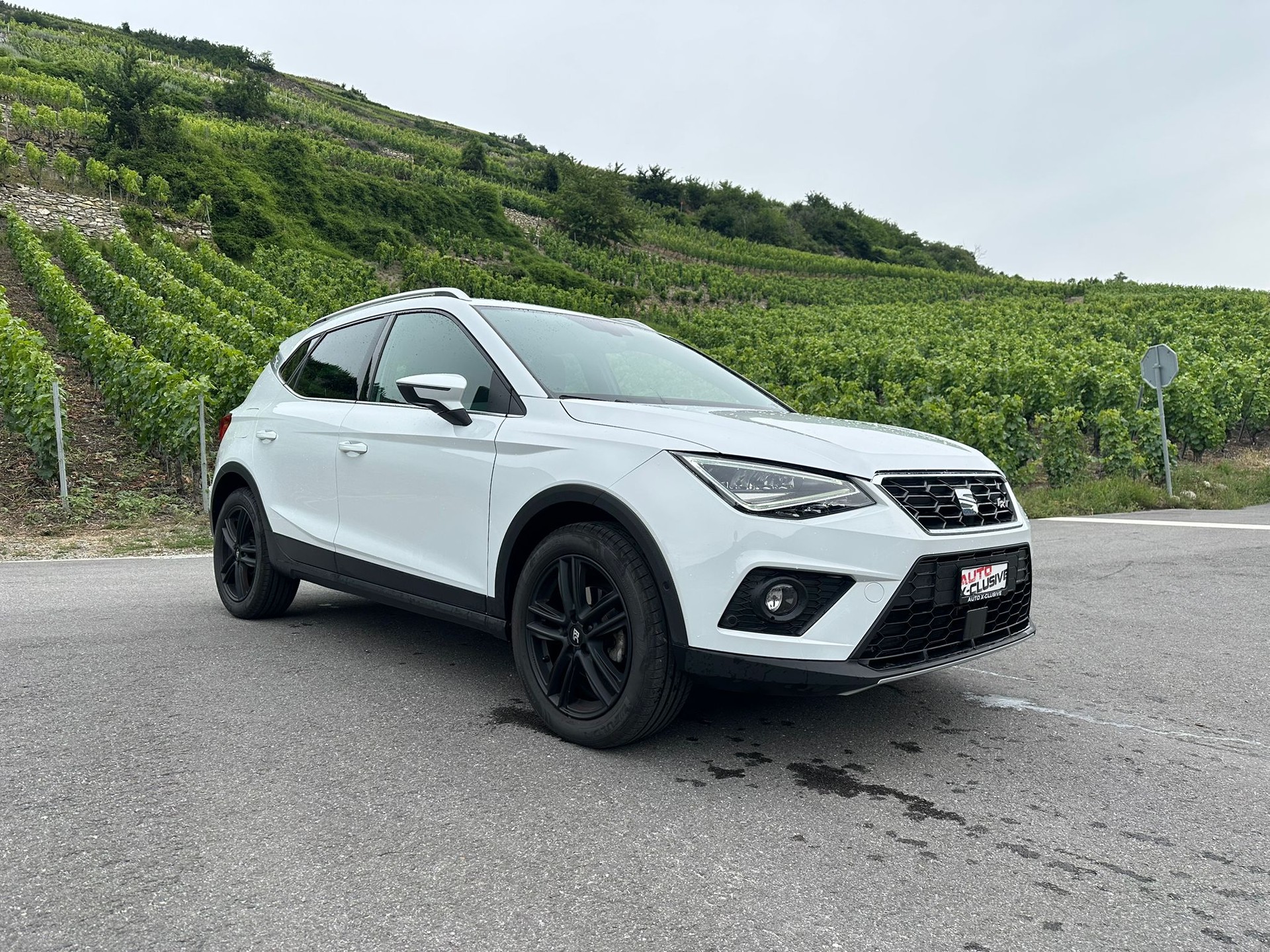 SEAT Arona 1.0 TSI Eco DSG FR-image-2