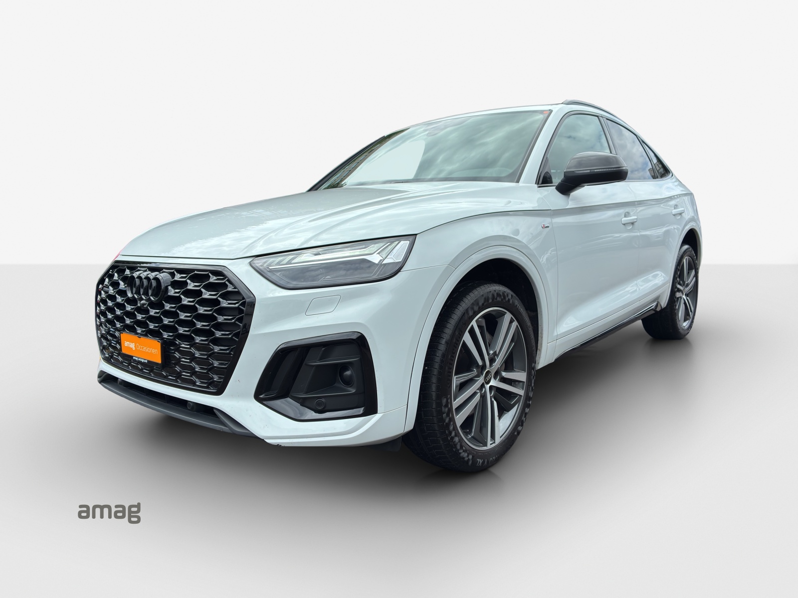 AUDI Q5 Sportback 40 TDI Blackedition quattro S-tronic-image-0