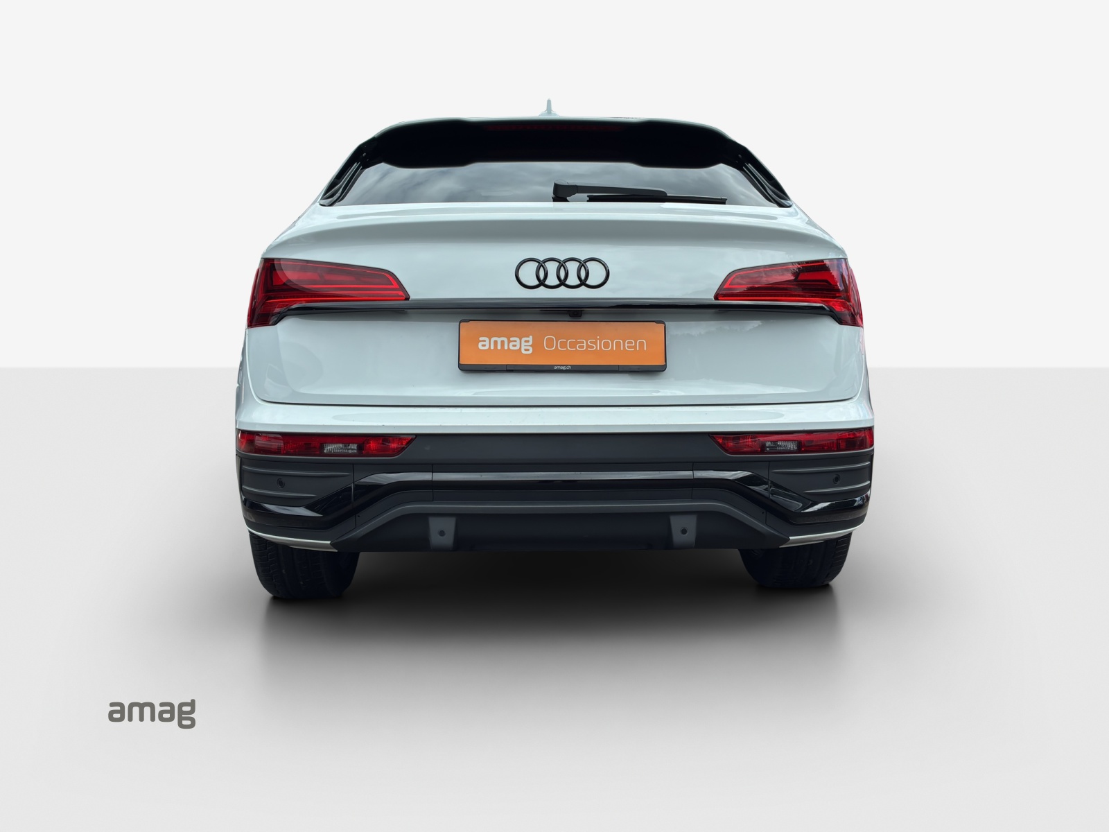 AUDI Q5 Sportback 40 TDI Blackedition quattro S-tronic-showroom-element-3
