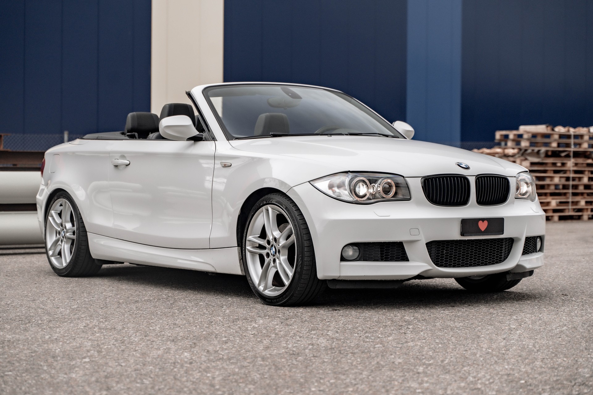 BMW 120i Cabrio M Paket * FRISCH AB MFK * 8-fach Bereift *-image-2