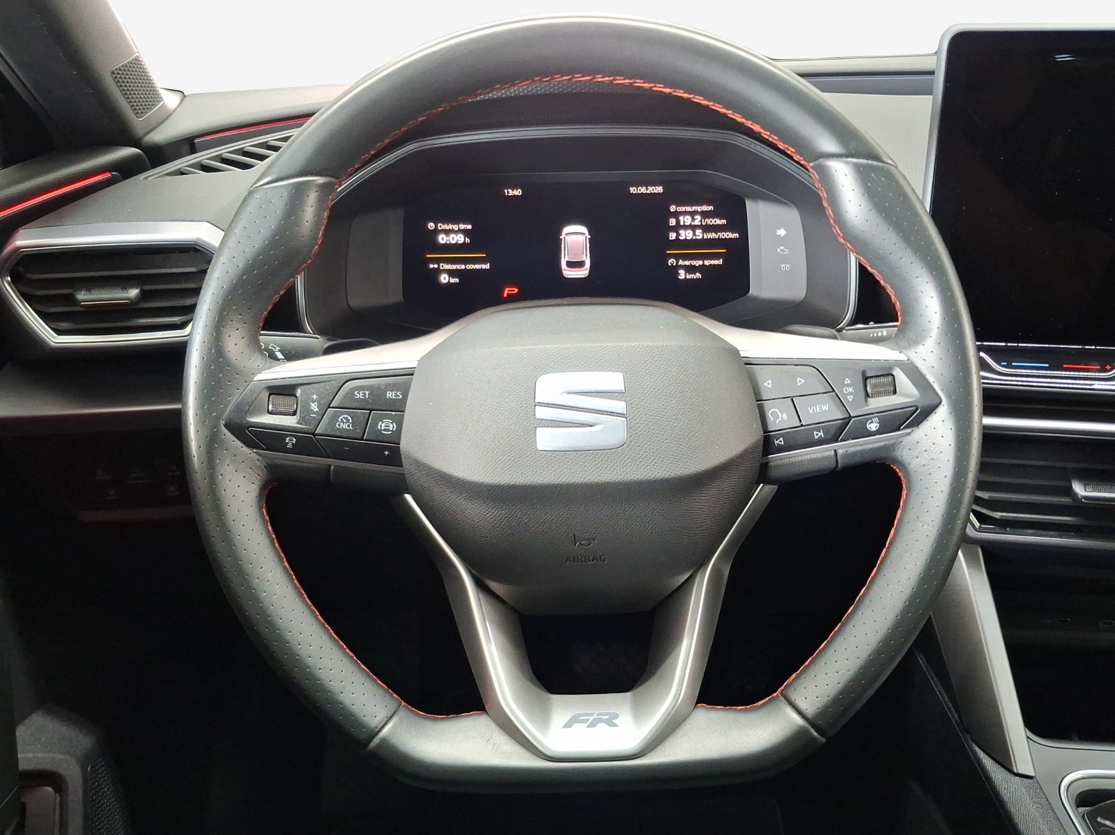 SEAT Leon ST 1.5 eHybrid pHEV DSG FR-image-9
