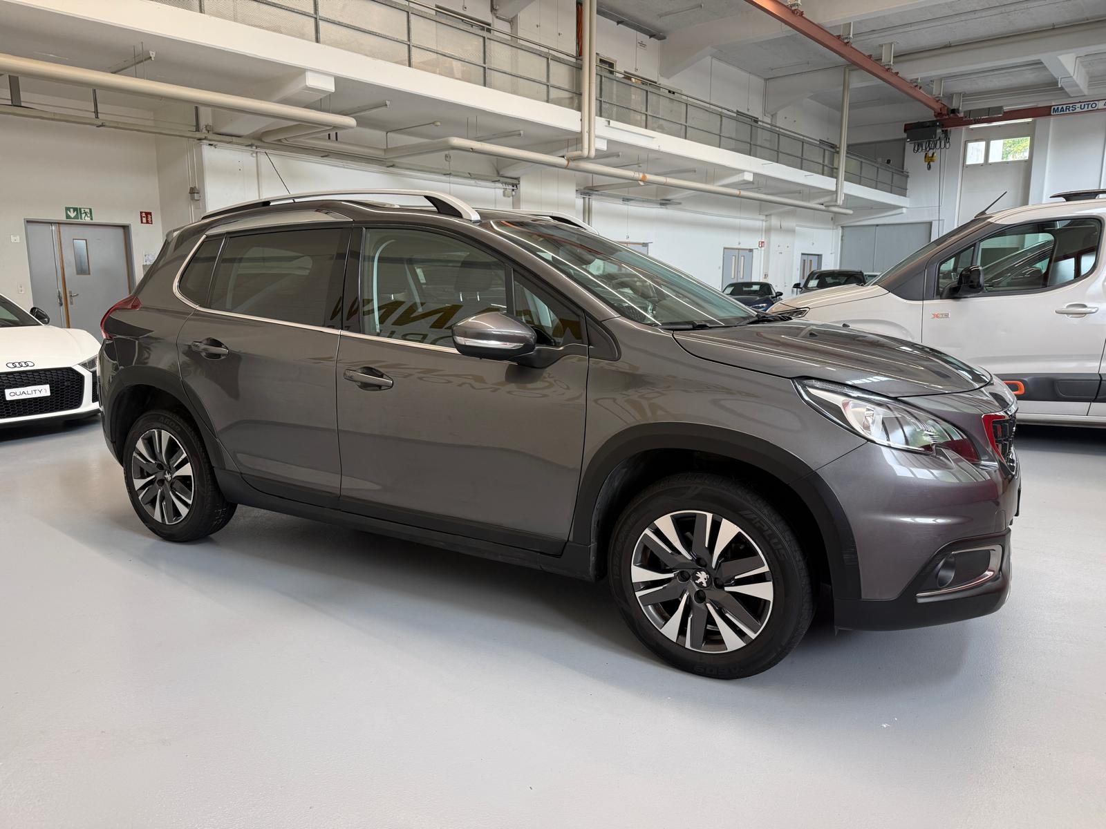 PEUGEOT 2008 1.2 PureTech Allure EAT6-image-5