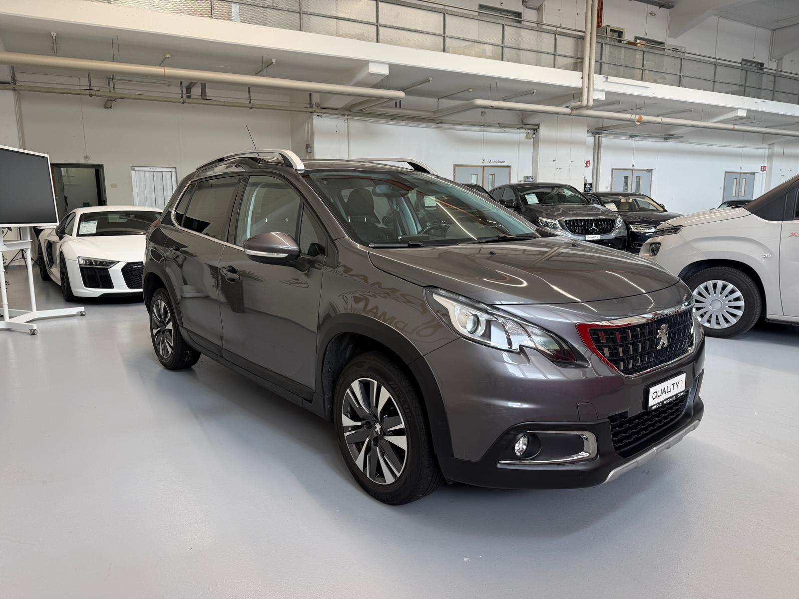 PEUGEOT 2008 1.2 PureTech Allure EAT6-image-6