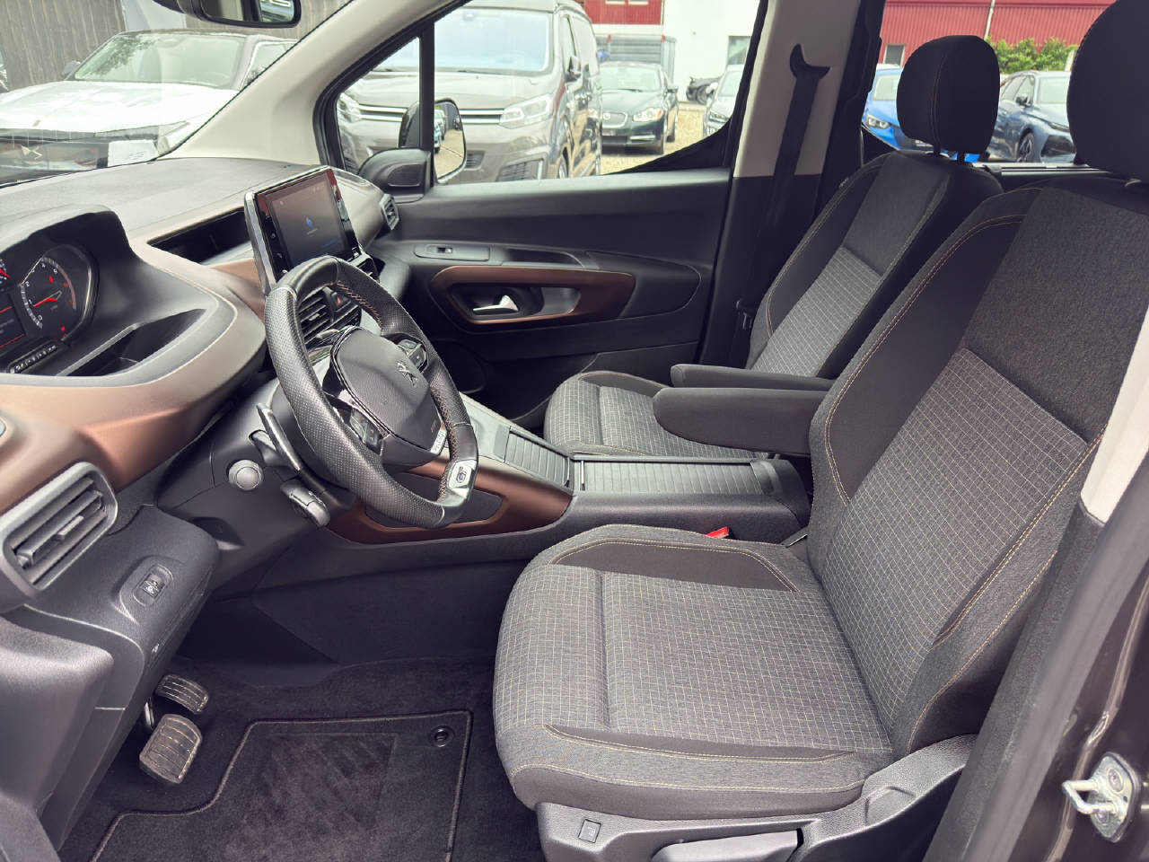 PEUGEOT Rifter 1.5 BlueHDi 130 GT-image-4