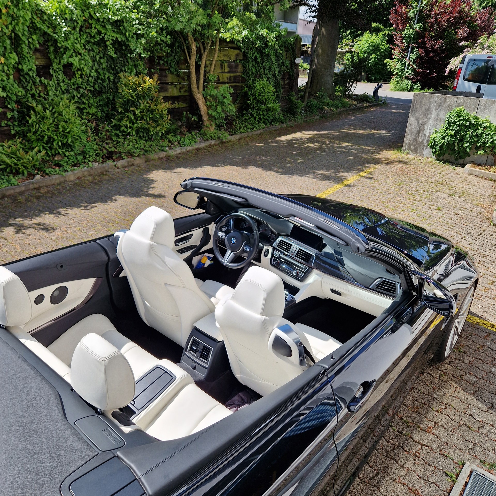 BMW M4-image-3