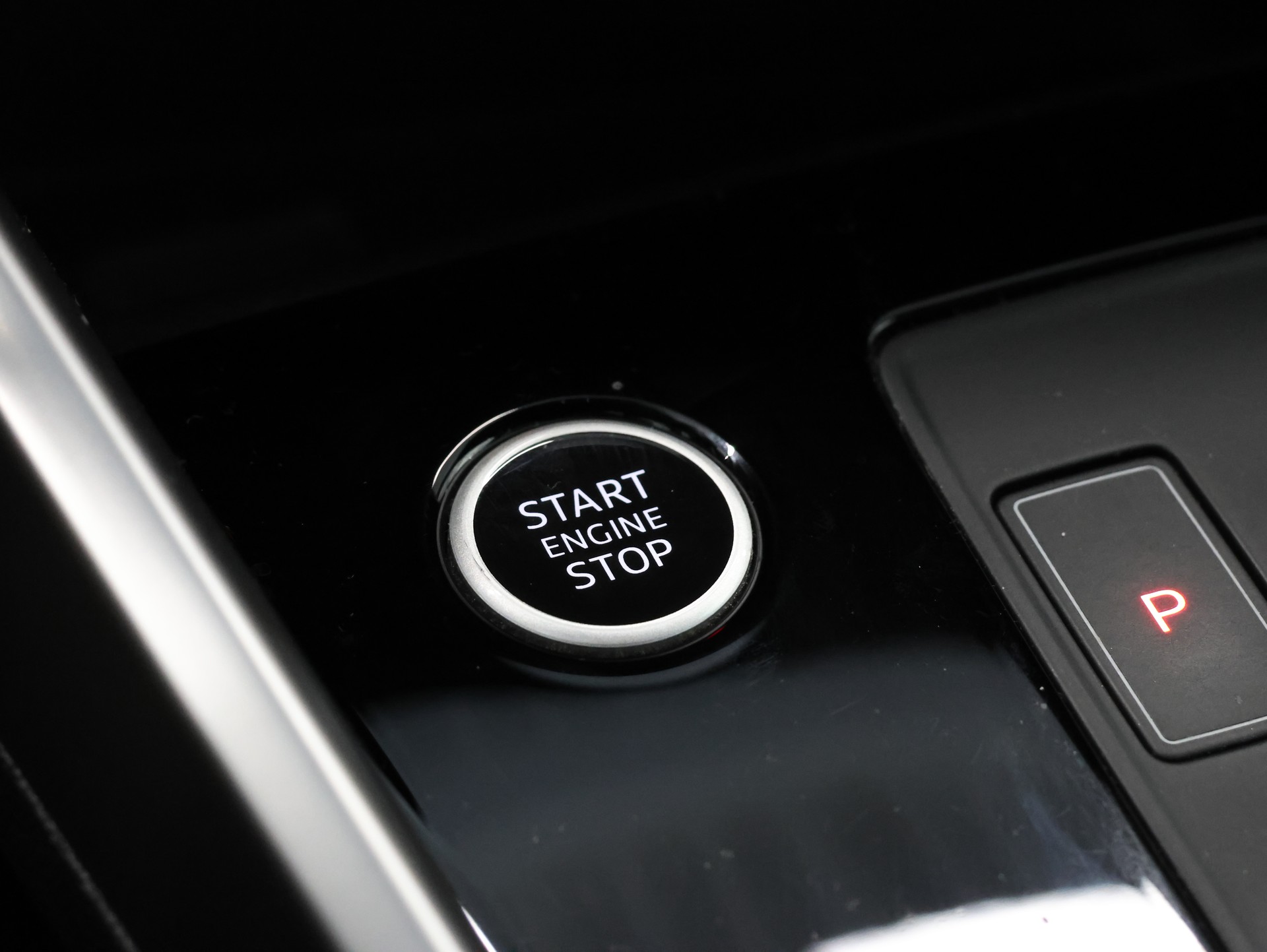 AUDI A3 Sportback 35 TFSI S line S-tronic *Rückfahrkamera* *Sitzheizung*-image-27