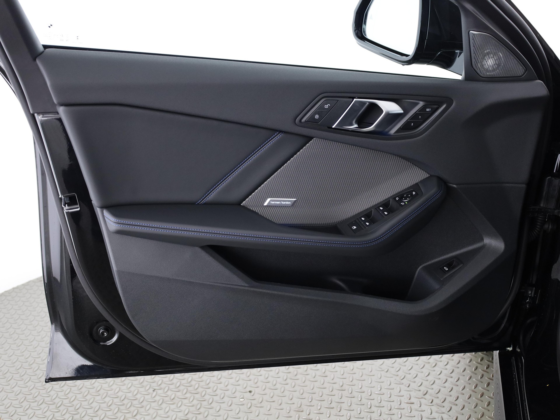 BMW 123 xDrive-image-8